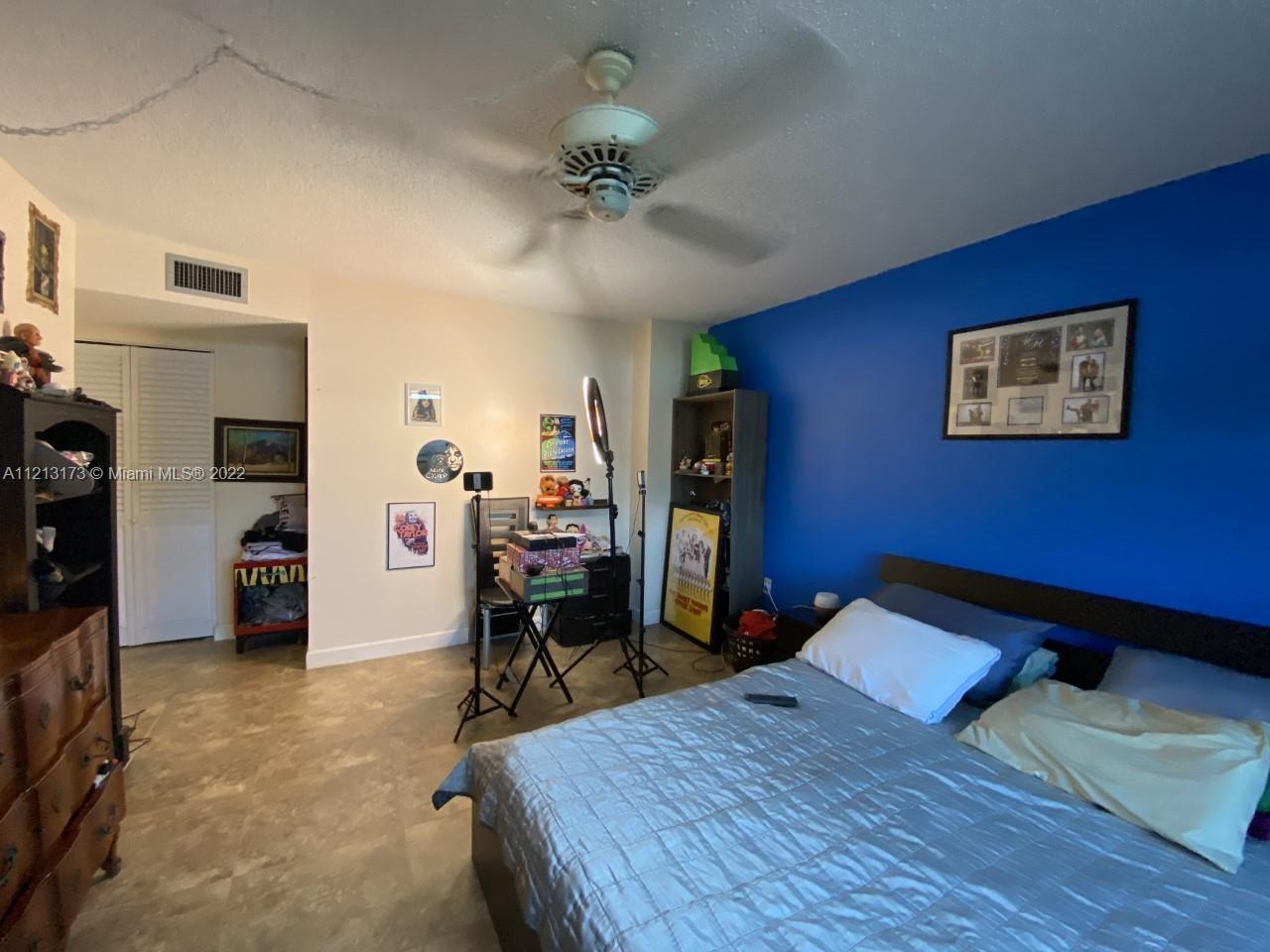 2750 NE 183rd St 304, Aventura, Florida 33160, 2 Bedrooms Bedrooms, ,2 BathroomsBathrooms,Residential,For Sale,2750 NE 183rd St 304,A11213173