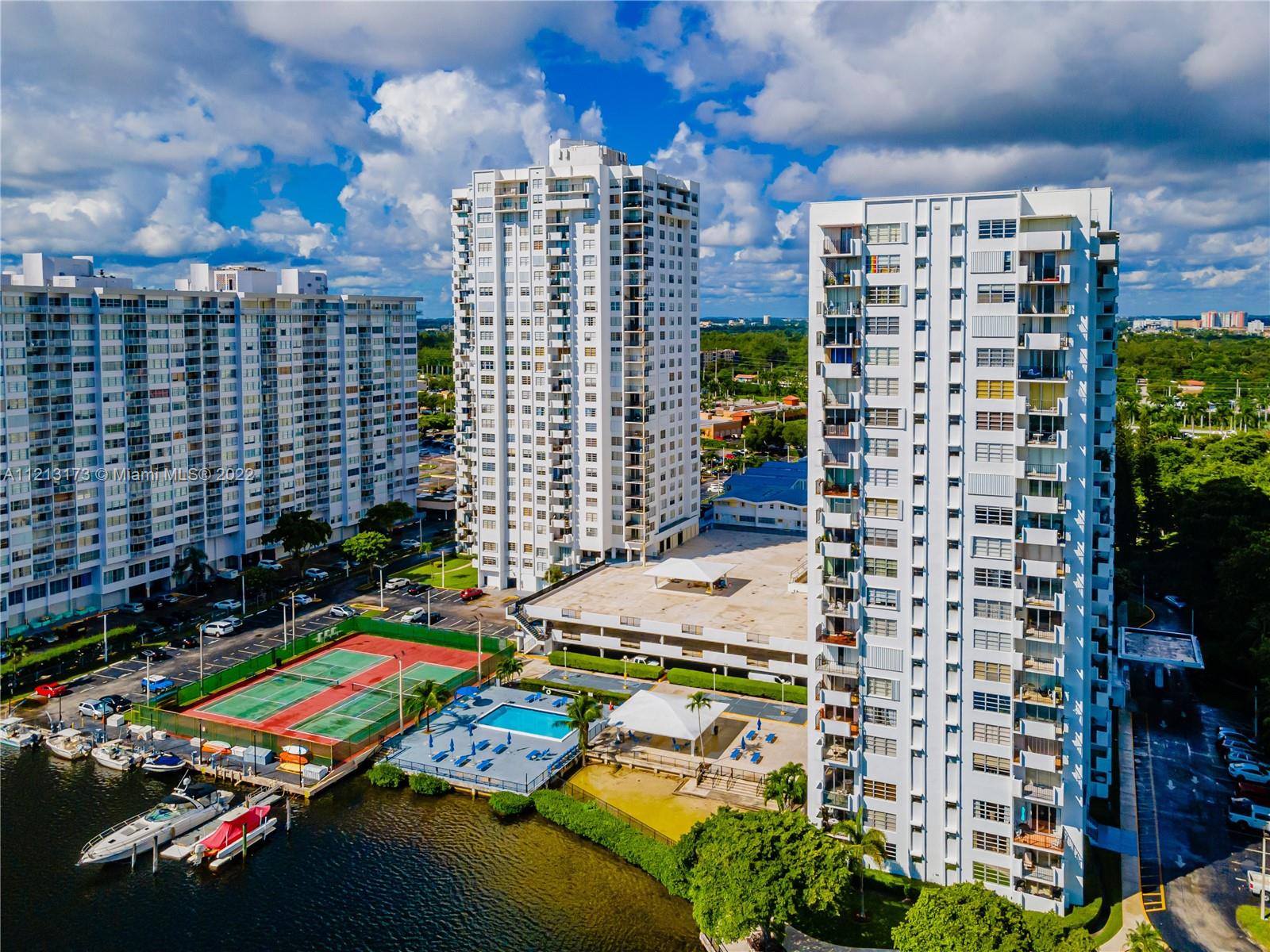 2750 NE 183rd St 304, Aventura, Florida 33160, 2 Bedrooms Bedrooms, ,2 BathroomsBathrooms,Residential,For Sale,2750 NE 183rd St 304,A11213173
