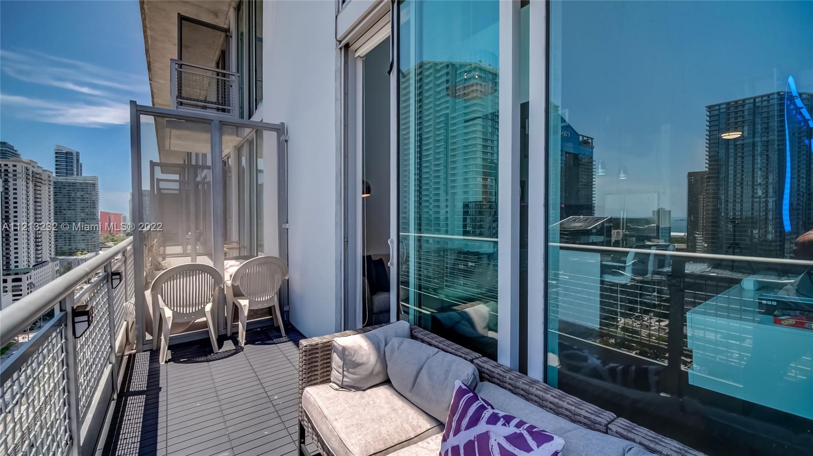 690 SW 1st Ct 2704, Miami, Florida 33130, ,1 BathroomBathrooms,Residentiallease,For Rent,690 SW 1st Ct 2704,A11213232