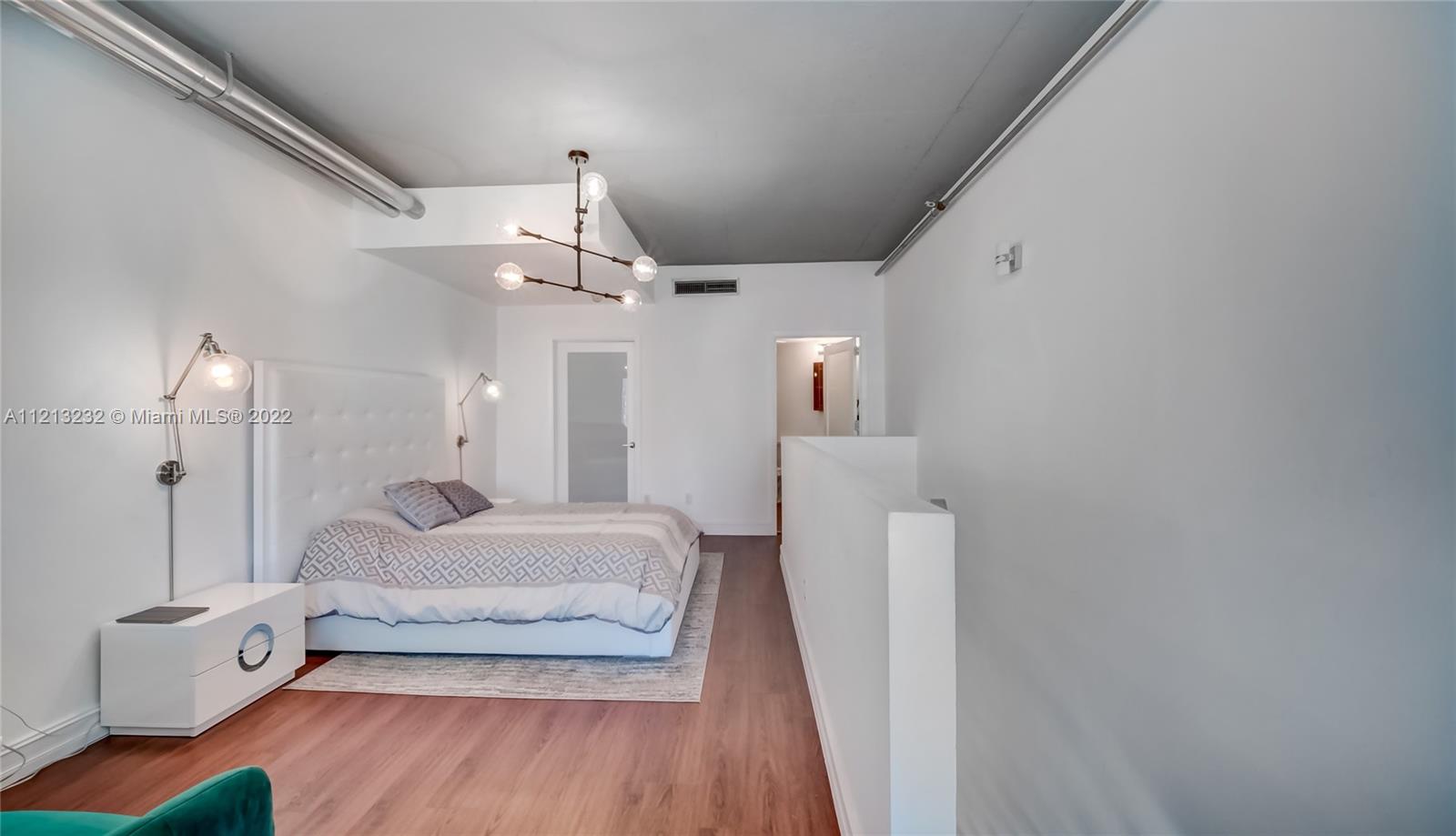 690 SW 1st Ct 2704, Miami, Florida 33130, ,1 BathroomBathrooms,Residentiallease,For Rent,690 SW 1st Ct 2704,A11213232