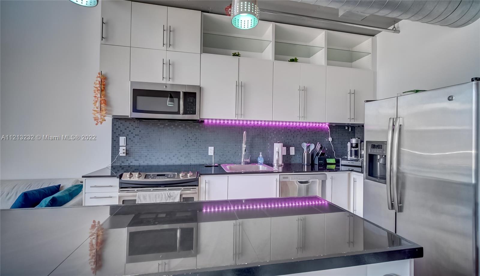 690 SW 1st Ct 2704, Miami, Florida 33130, ,1 BathroomBathrooms,Residentiallease,For Rent,690 SW 1st Ct 2704,A11213232