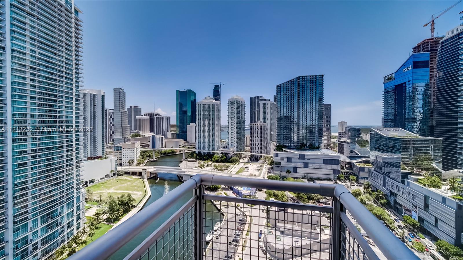 690 SW 1st Ct 2704, Miami, Florida 33130, ,1 BathroomBathrooms,Residentiallease,For Rent,690 SW 1st Ct 2704,A11213232