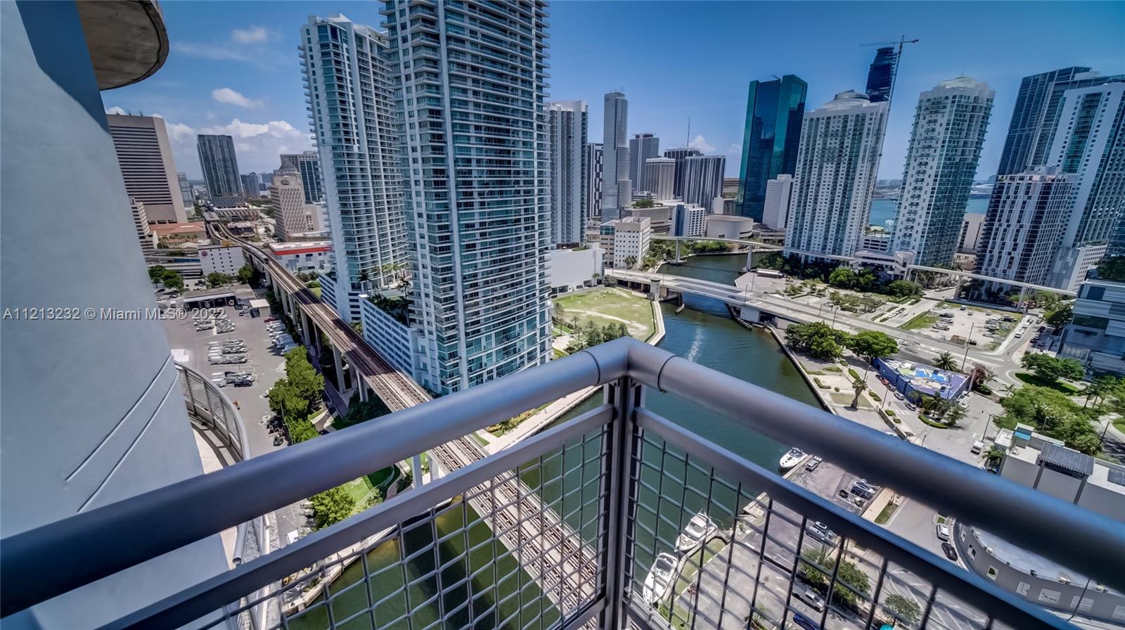 690 SW 1st Ct 2704, Miami, Florida 33130, ,1 BathroomBathrooms,Residentiallease,For Rent,690 SW 1st Ct 2704,A11213232