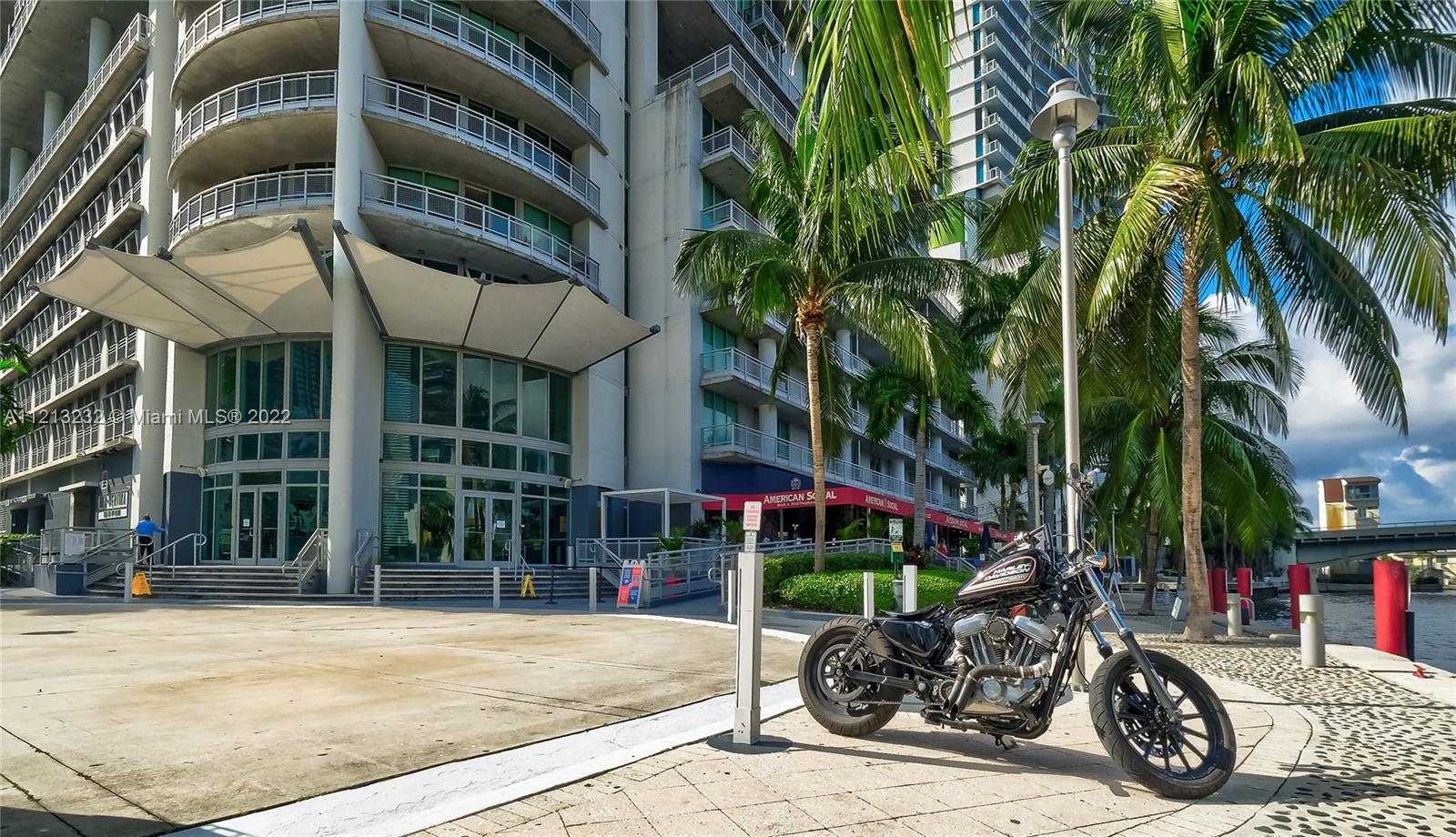 690 SW 1st Ct 2704, Miami, Florida 33130, ,1 BathroomBathrooms,Residentiallease,For Rent,690 SW 1st Ct 2704,A11213232