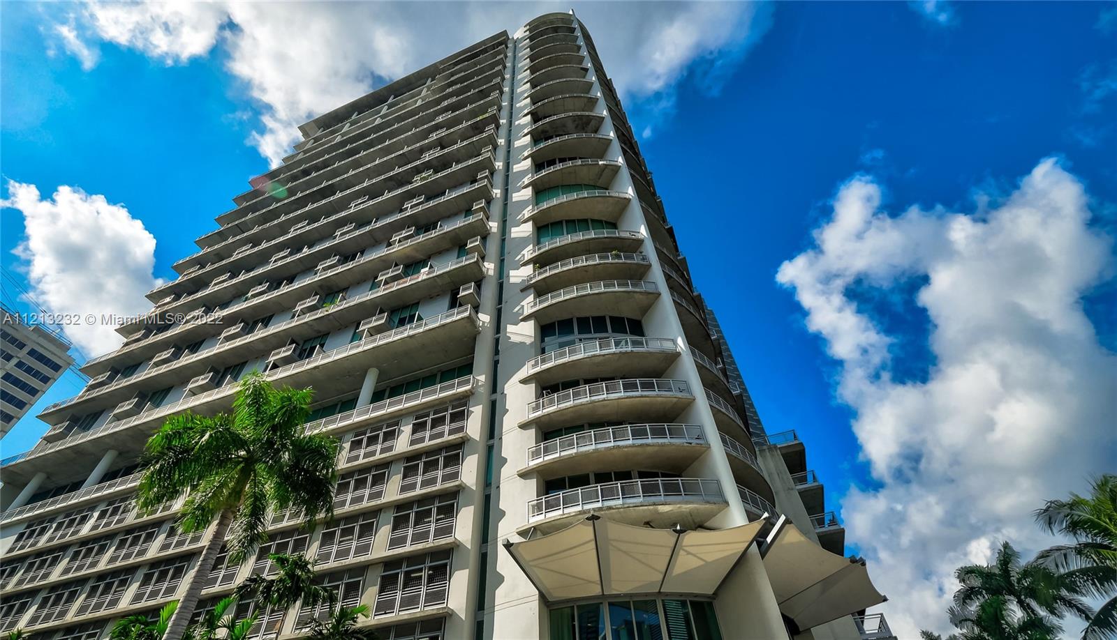 690 SW 1st Ct 2704, Miami, Florida 33130, ,1 BathroomBathrooms,Residentiallease,For Rent,690 SW 1st Ct 2704,A11213232