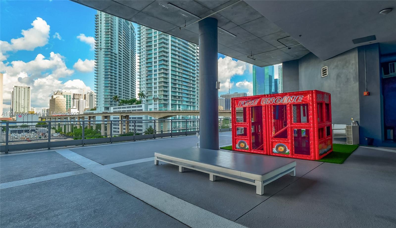 690 SW 1st Ct 2704, Miami, Florida 33130, ,1 BathroomBathrooms,Residentiallease,For Rent,690 SW 1st Ct 2704,A11213232
