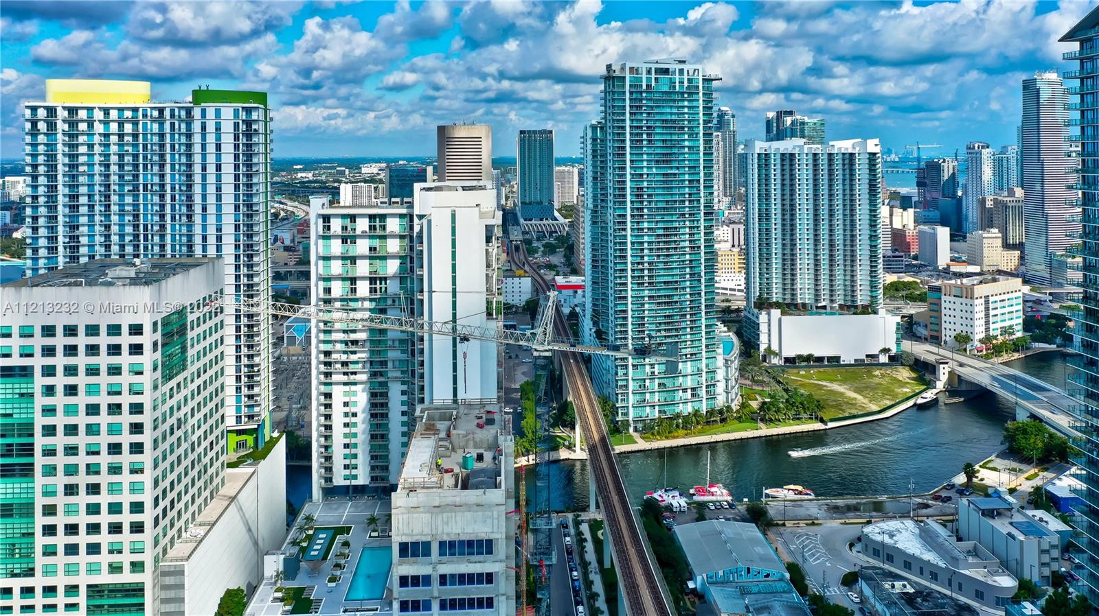 690 SW 1st Ct 2704, Miami, Florida 33130, ,1 BathroomBathrooms,Residentiallease,For Rent,690 SW 1st Ct 2704,A11213232