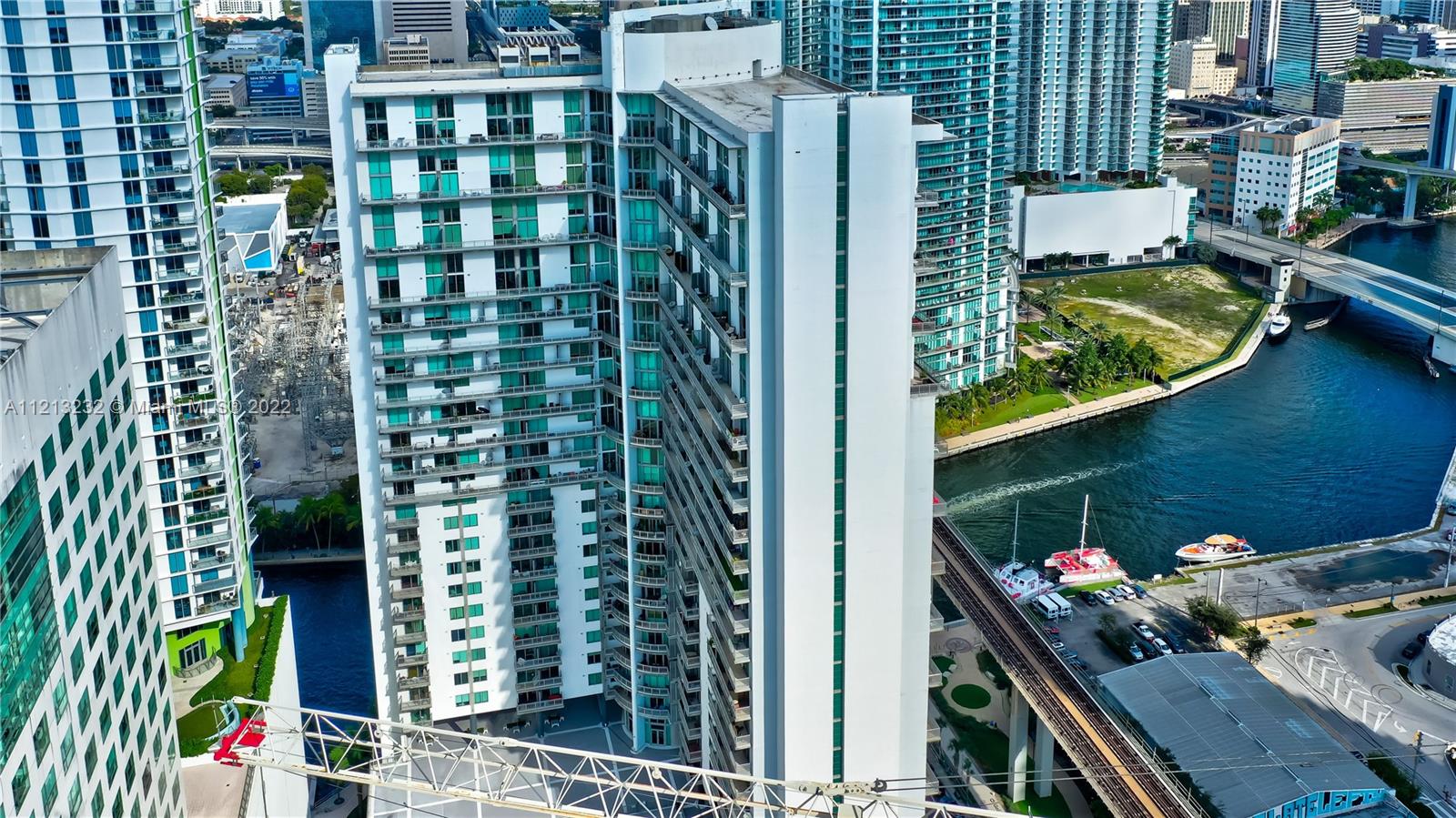 690 SW 1st Ct 2704, Miami, Florida 33130, ,1 BathroomBathrooms,Residentiallease,For Rent,690 SW 1st Ct 2704,A11213232
