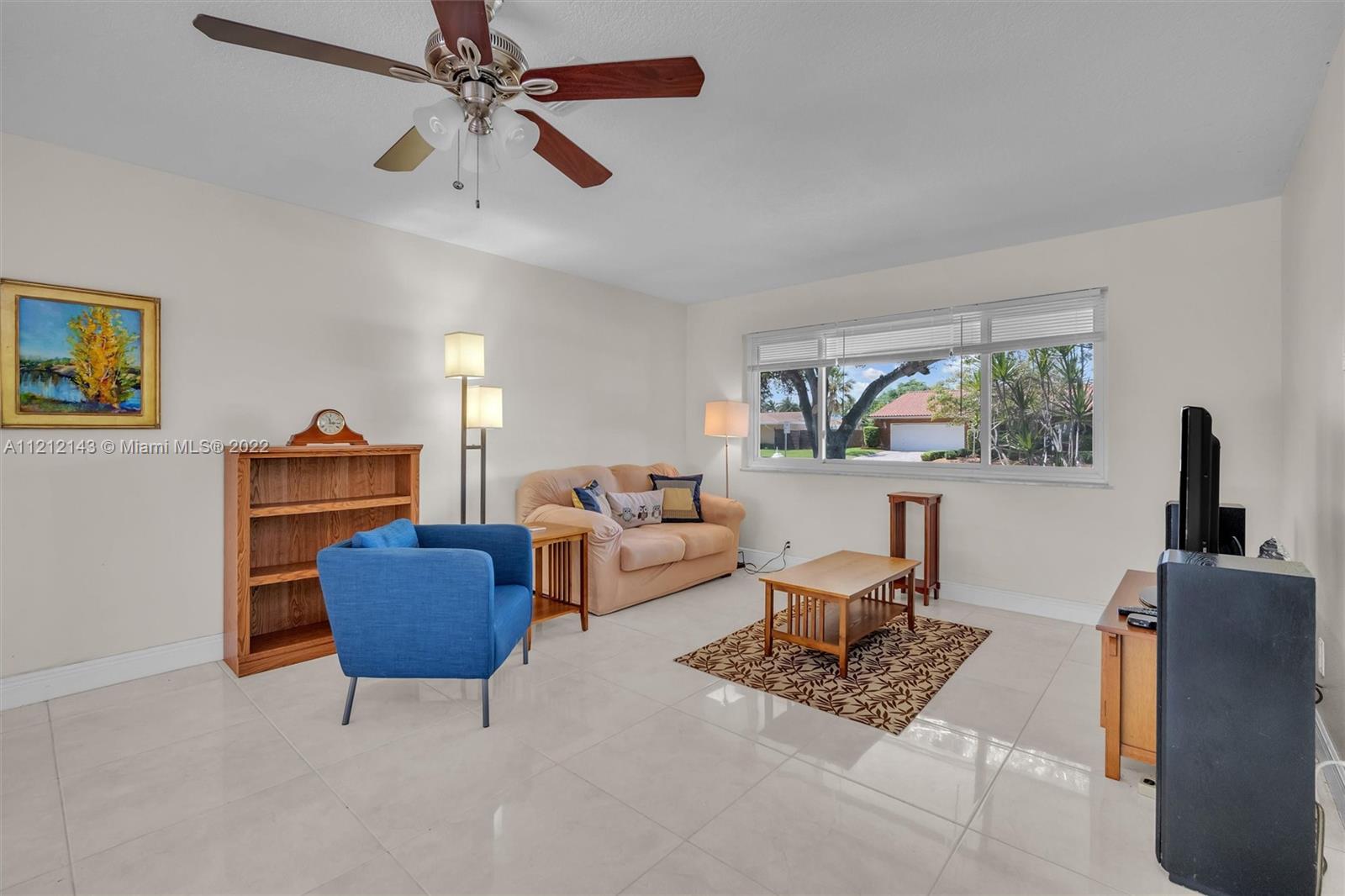 Listing Photo 17