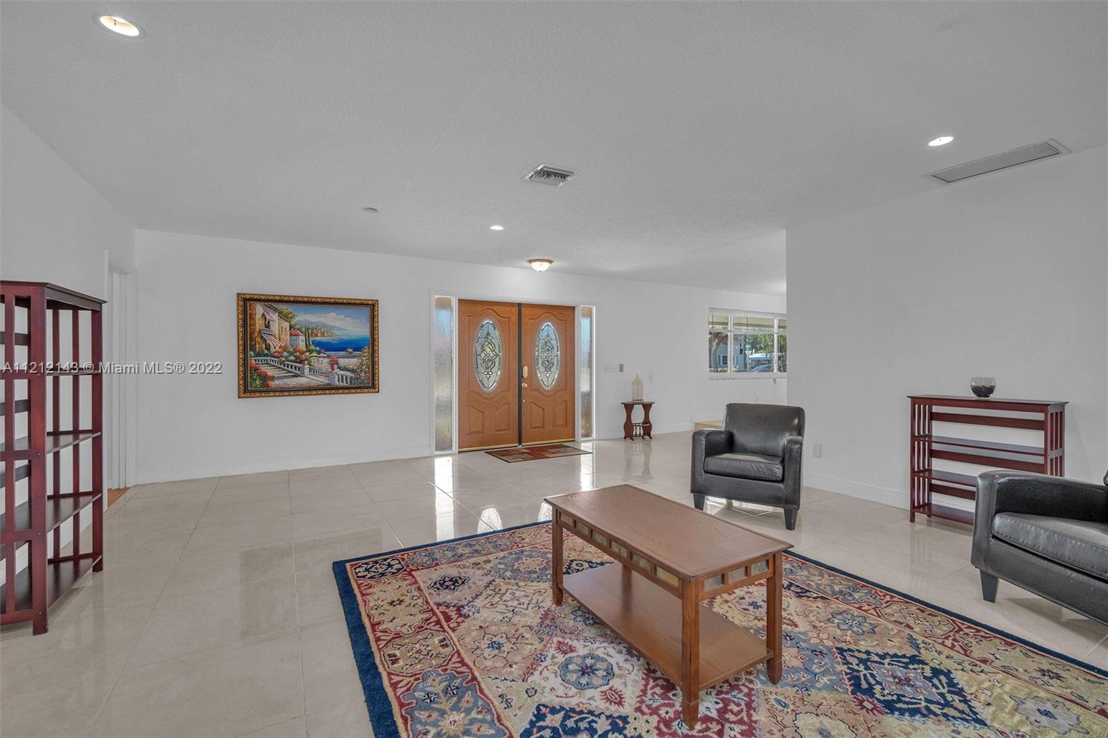 Listing Photo 7