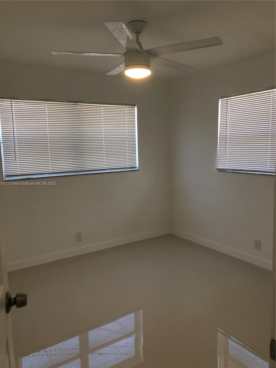 Hallandale Beach, Florida 33009, 2 Bedrooms Bedrooms, ,1 BathroomBathrooms,Residentiallease,For Rent,A11213985