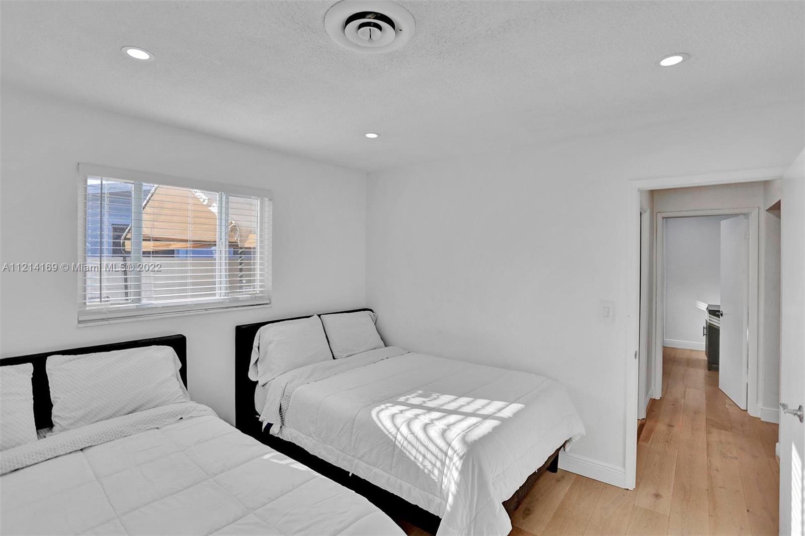 Listing Photo 29