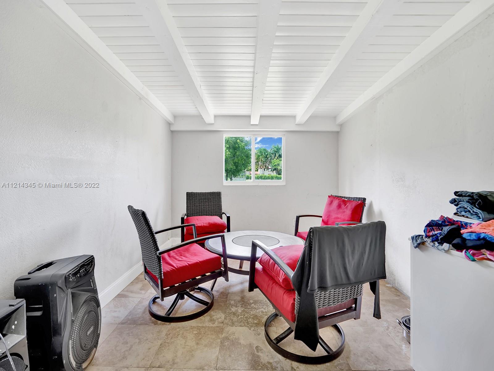 Listing Photo 23