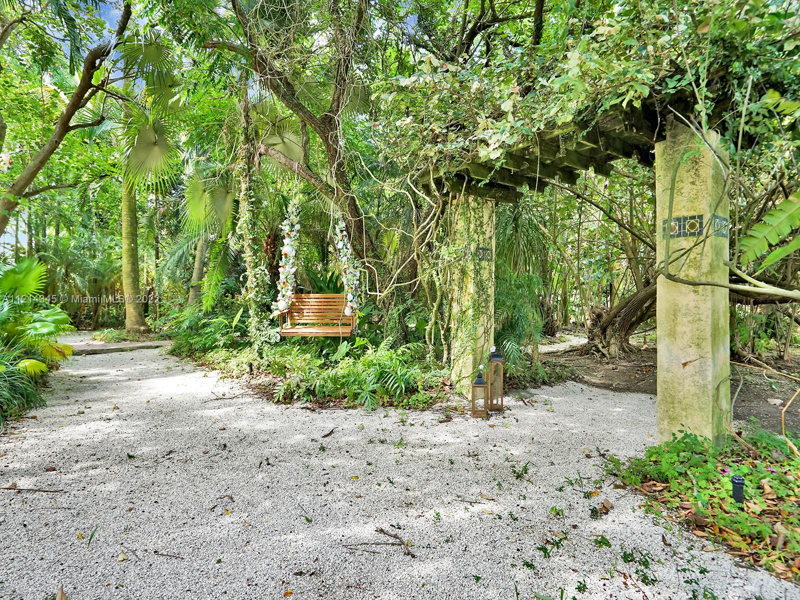 Listing Photo 36