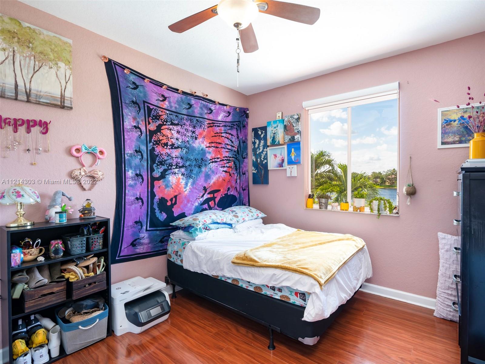 Listing Photo 18
