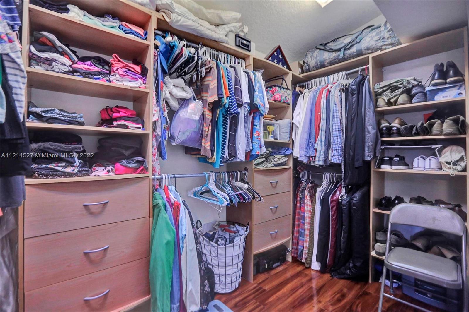 Listing Photo 17