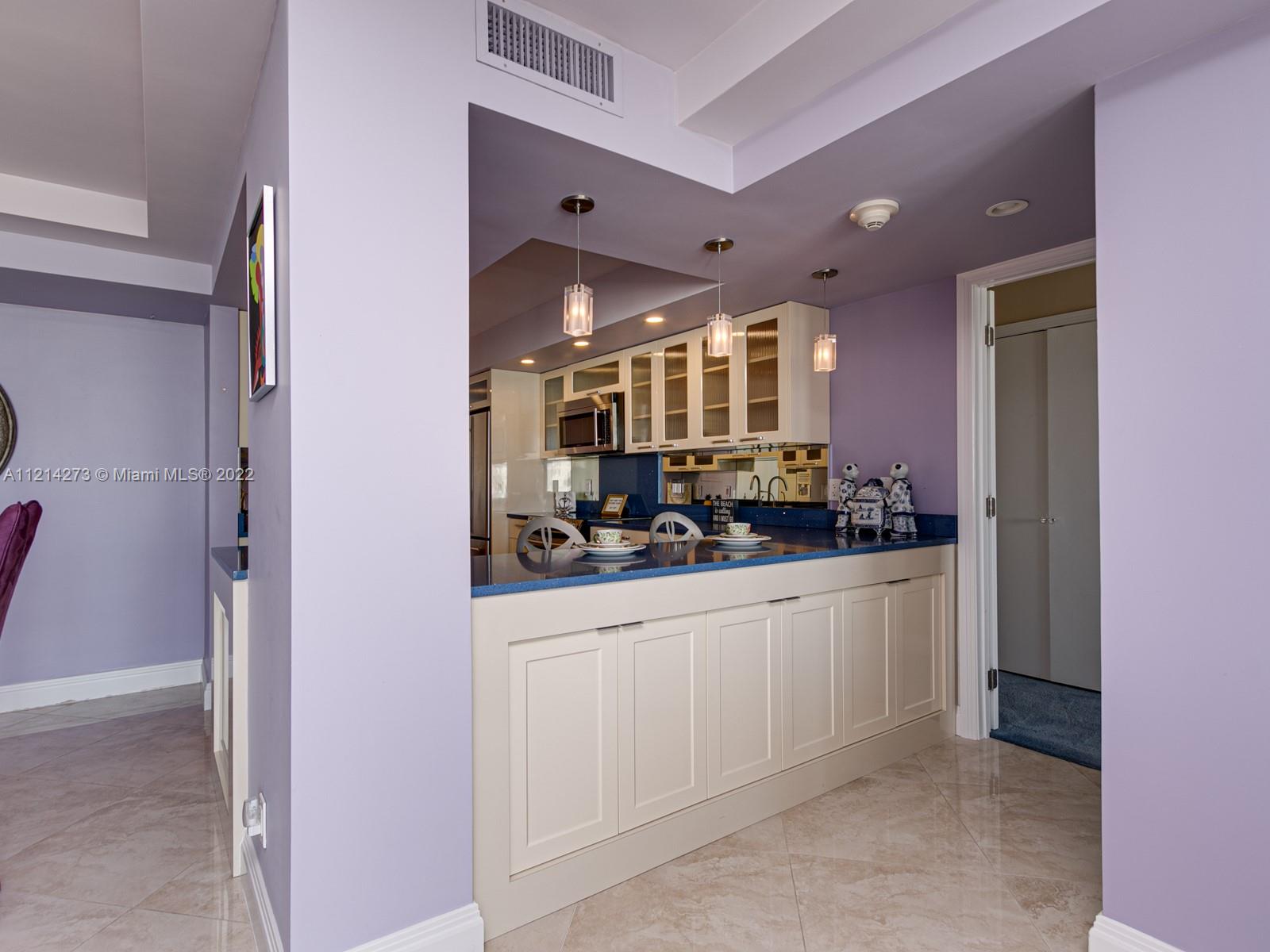 OPEN CONCEPT KITCHEN