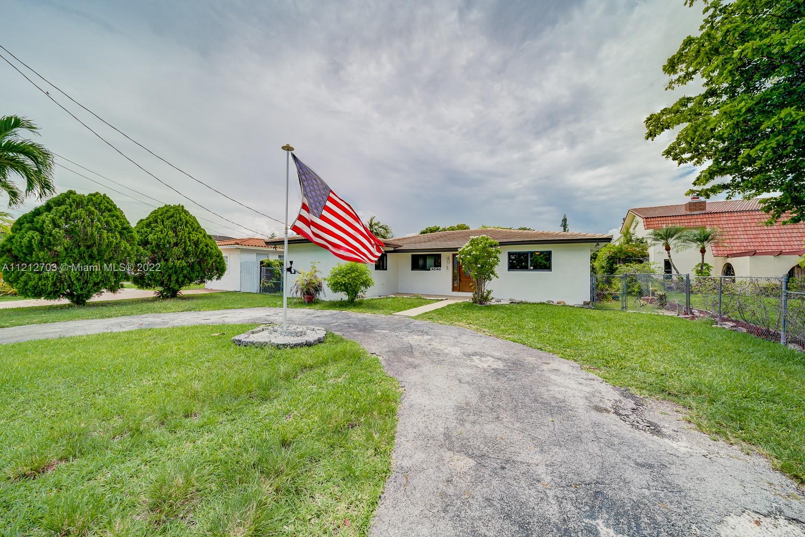 Photo 1 of 3040 114th Ave in Miami - MLS A11212703