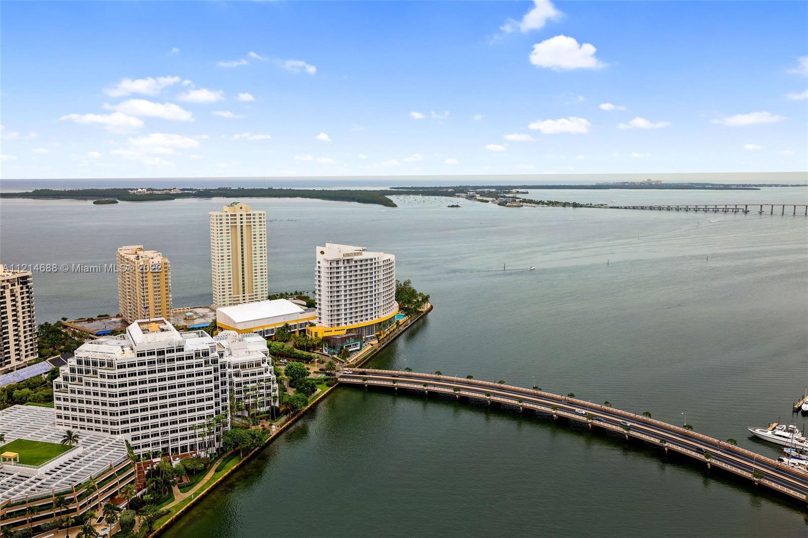 Must see, amazing views of the city, bay and park from this 2 bedroom + Den / 2 bathroom furnished condo. Master Bedroom has large closets and a huge bathroom with separate Shower and Tub. The large den makes a perfect office or separate seating area. Building has 5 star amenities with swimming pool, gym, spa... Located footsteps away from Brickell City Centre, Mary Brickell Village, with tons of great restaurants and shopping.