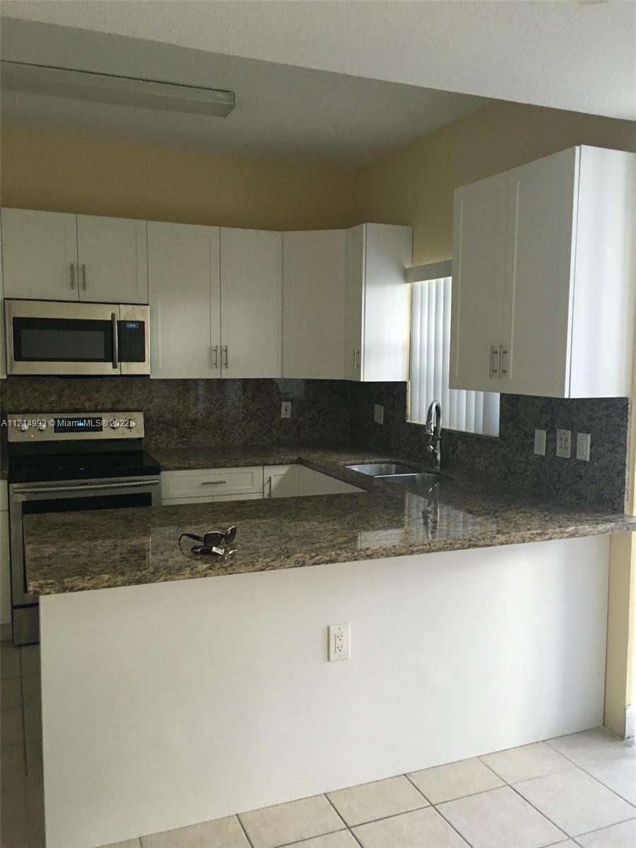 11528 NW 60th Ter 476, Doral, Florida 33178, 2 Bedrooms Bedrooms, ,2 BathroomsBathrooms,Residential,For Sale,11528 NW 60th Ter 476,A11214993