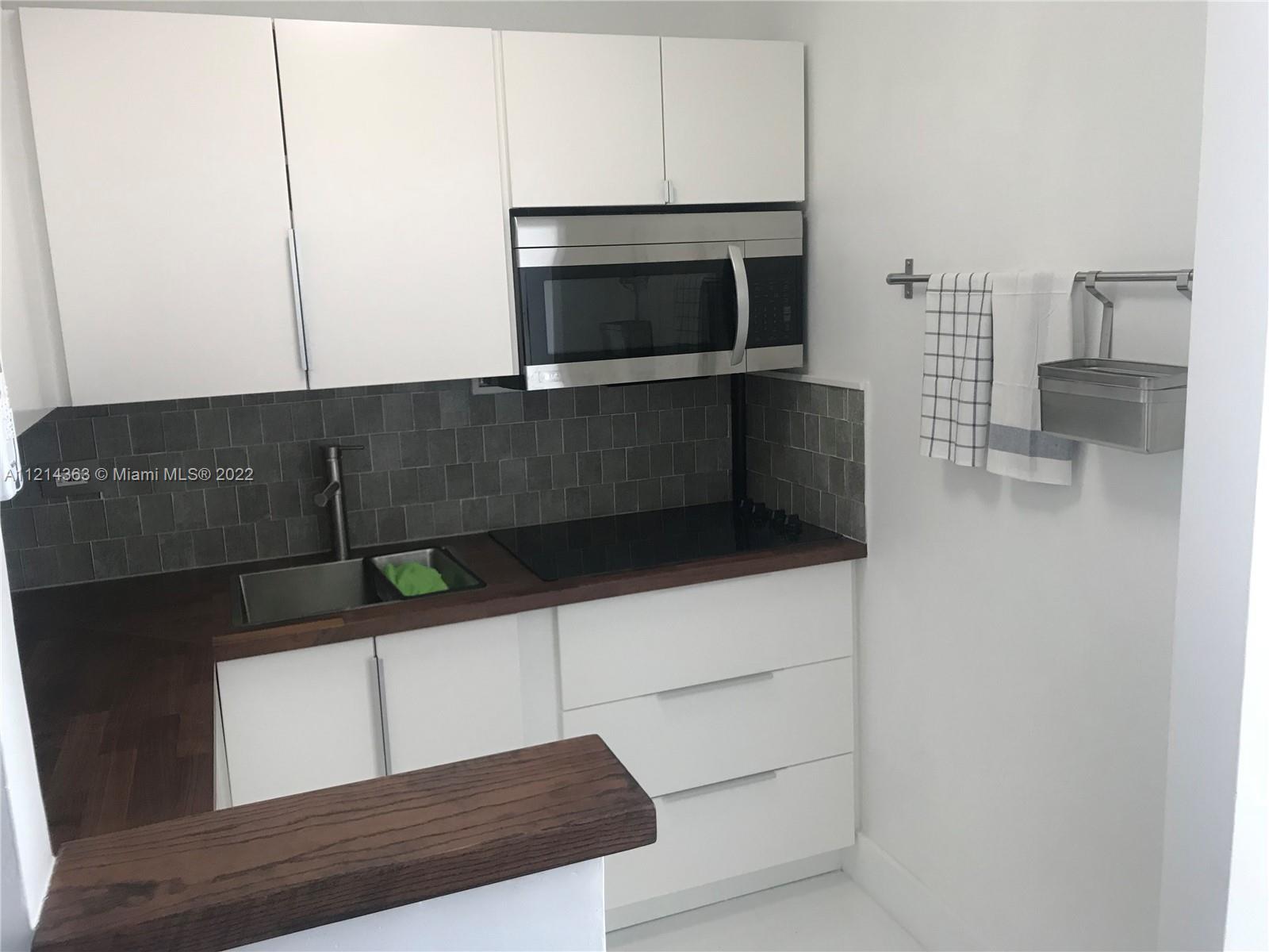 7904 West Dr, North Bay Village, Florida 33141, ,1 BathroomBathrooms,Residential,For Sale,7904 West Dr,A11214363