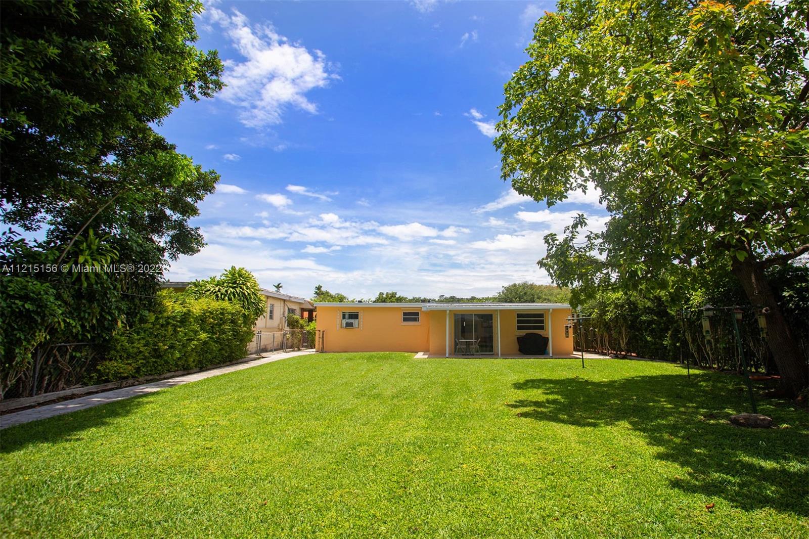 Listing Photo 22