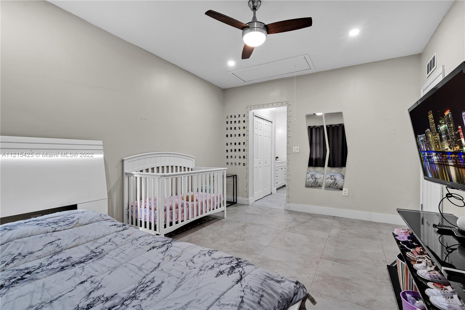 1210 NE 32nd Ter 0