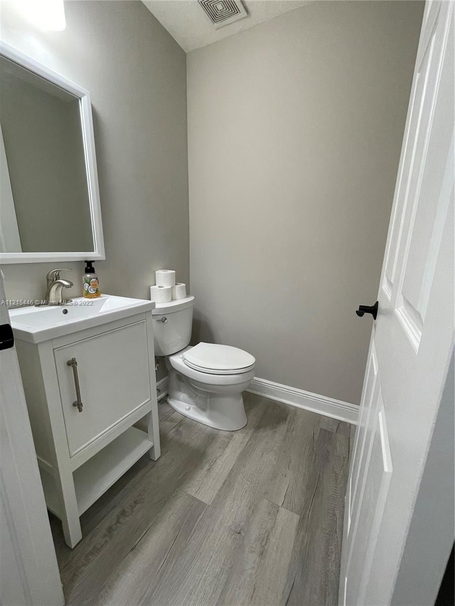 9749 NW 45th Ln 9749, Doral, Florida 33178, 4 Bedrooms Bedrooms, ,2 BathroomsBathrooms,Residential,For Sale,9749 NW 45th Ln 9749,A11215446
