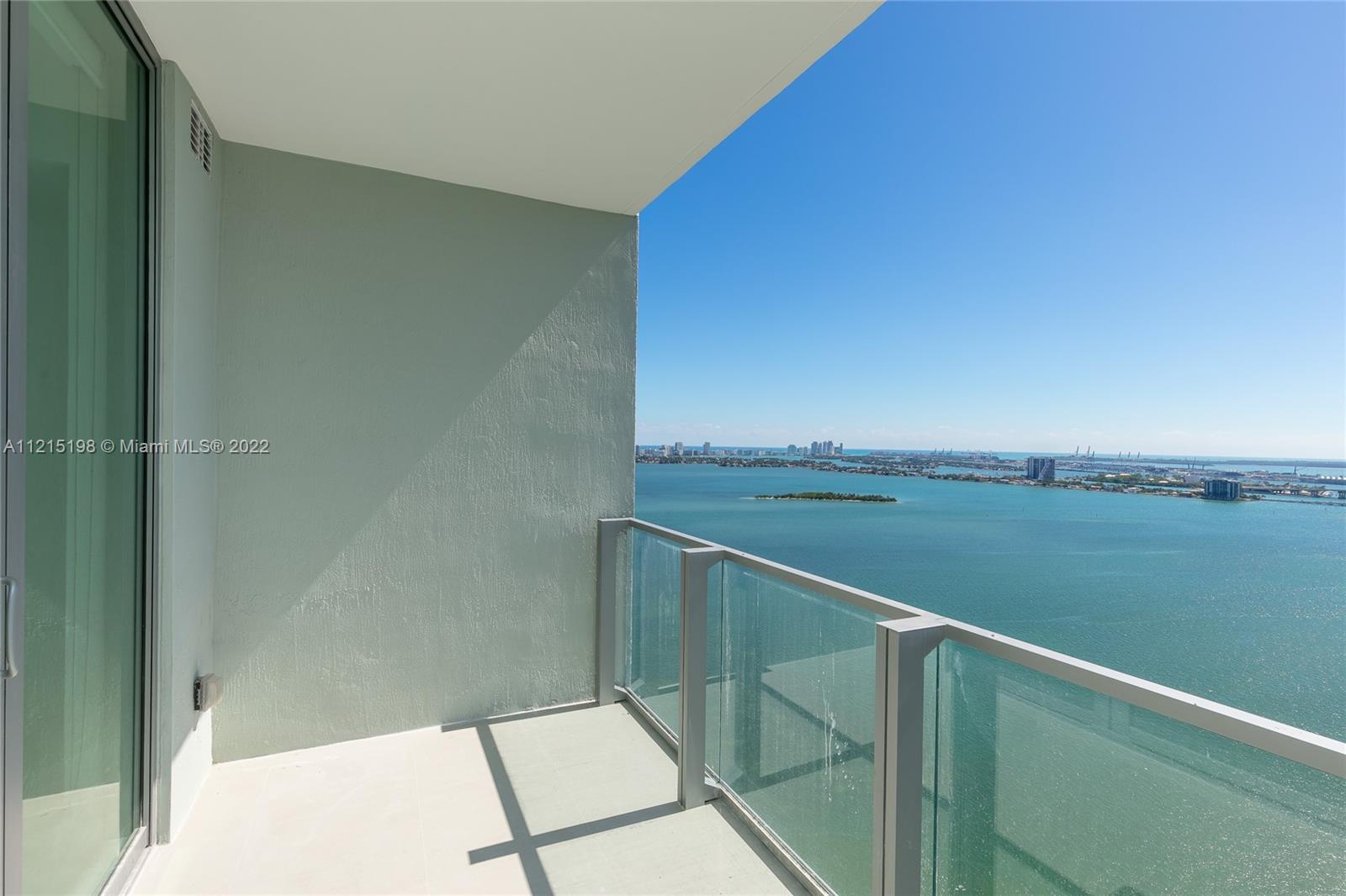 LUMINOUS AND BEAUTIFULLY FINISHED 1 BED/2 BATHS, PLUS DEN AREA LOCATED IN DESIRED EAST EDGEWATER.  UNFURNISHED. GREAT WATER AND CITY VIEWS FROM THE 31ST FLOOR. OPENED KITCHEN WITH MIELE APPLIANCES, RECTIFIED PORCELAIN THROUGH THE UNIT AND CUSTOM-MADE CLOSET.  FLOOR-TO-CEILING IMPACT WINDOWS, PRIVATE FOYER. 1 ASSIGNED COVERED PARKING SPACE (#865).  PRESTIGIOUS BISCAYNE BEACH CONDO OFFERS HIGH-CLASS AMENITIES: BEACH CLUB, TWO POOLS WITH SPA AND CABANAS, TENNIS COURTS/BASKETBALL, BEACH VOLLEY, SAUNA, AND STATE-OF-THE-ART FITNESS CENTER OVERLOOKING THE BAY. CLOSE TO WYNWOOD, DESIGN DISTRICT, MIDTOWN, AND EASY ACCESS TO I-95 FOR AIRPORT, BRICKELL, AND THE BEACHES. RENTED AT $3,075/MONTH UNTIL 10/31/22.  SHOWINGS STRICTLY WTIH 24 HOURS NOTICE PLEASE.  ONLY ACCEPTING CASH OFFERS W/PROOF OF FUNDS.