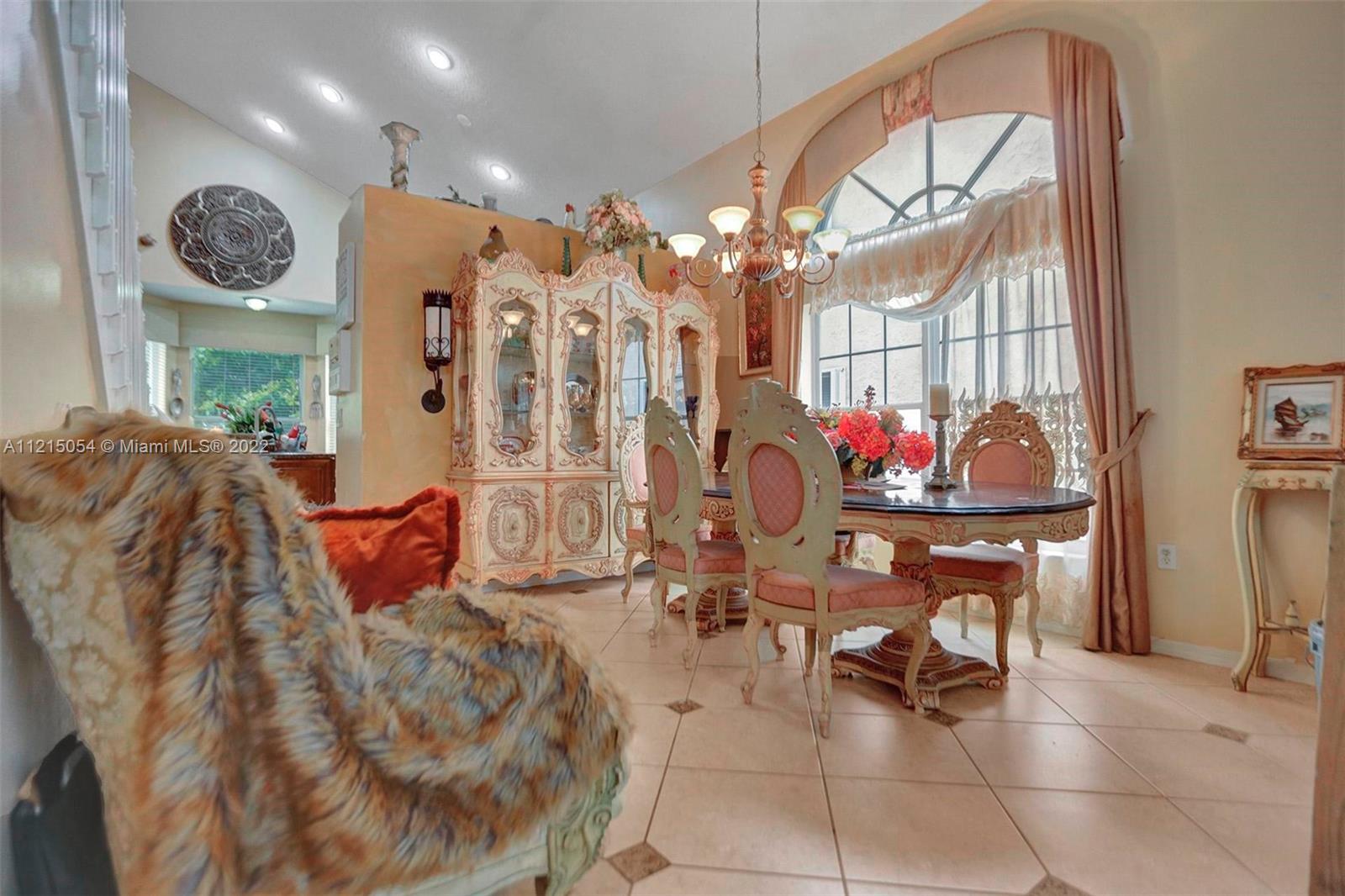 Listing Photo 18