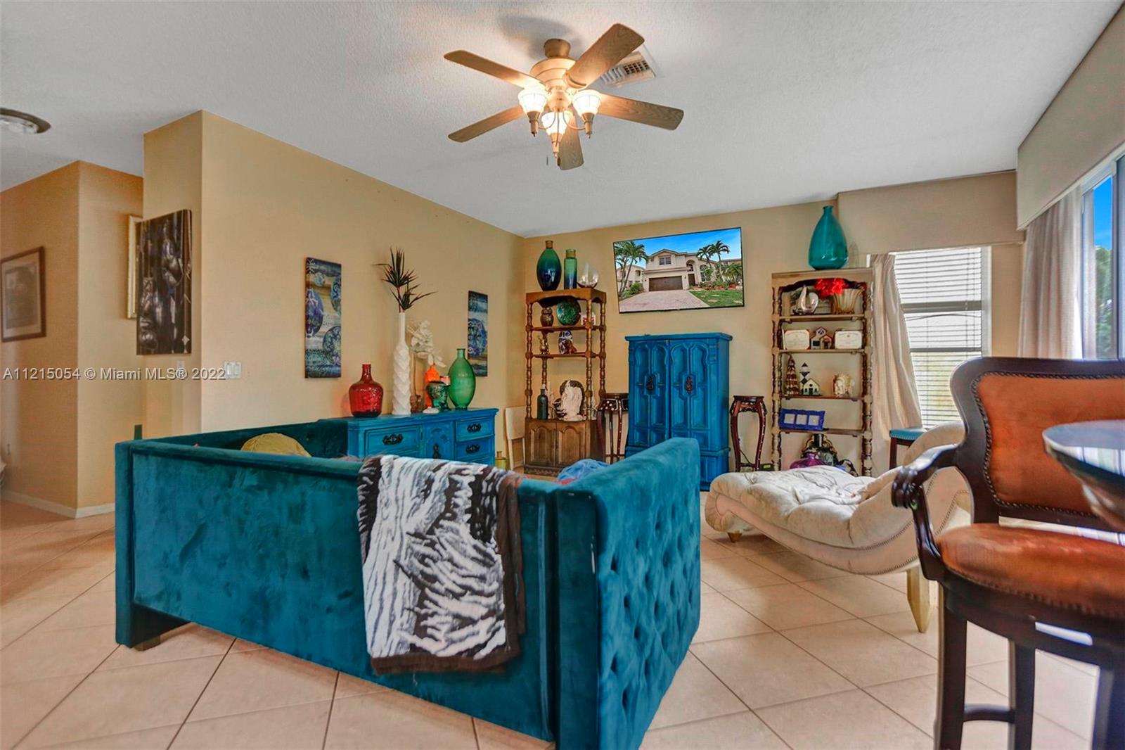 Listing Photo 8