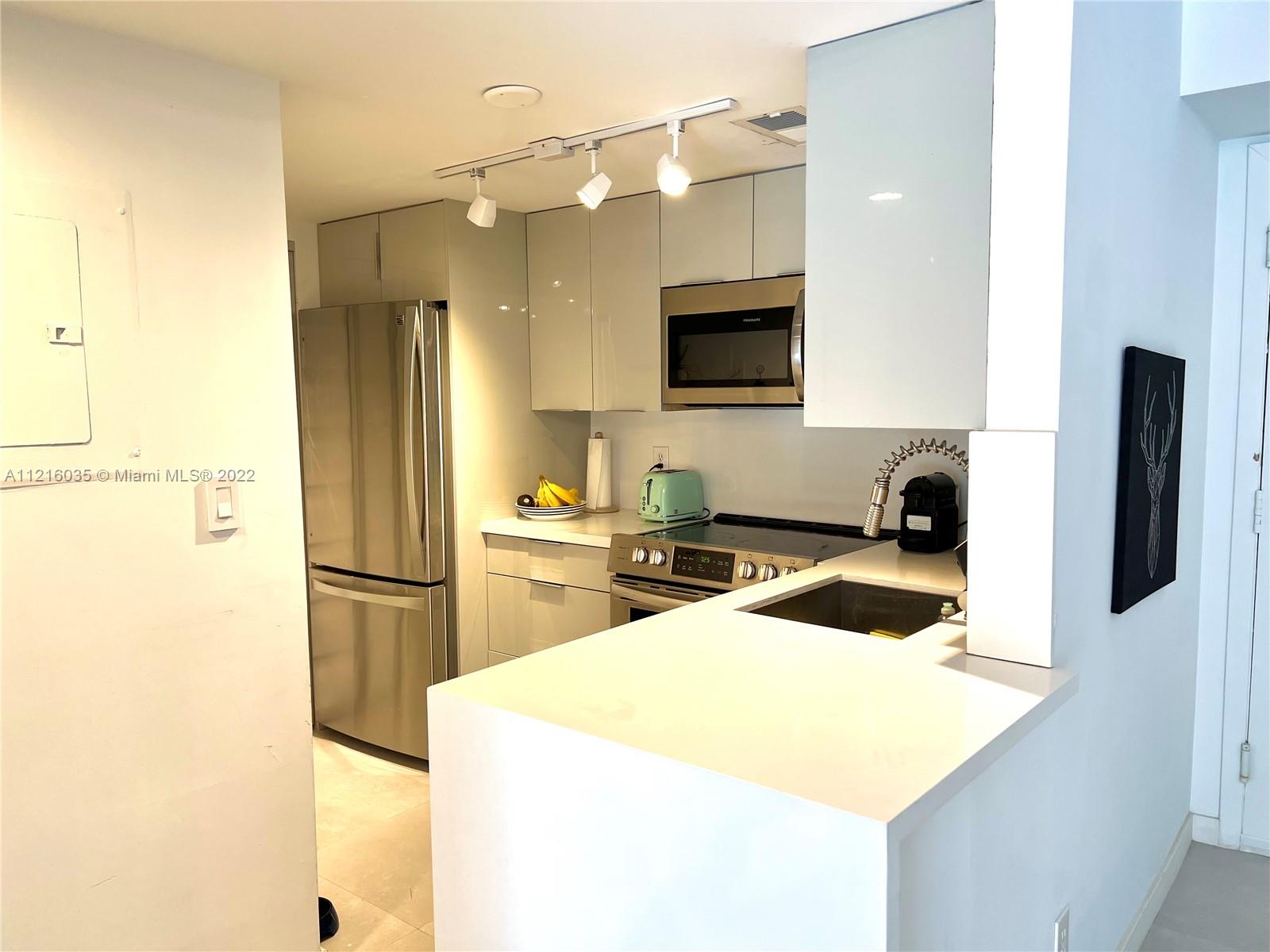 770 Claughton Island Dr 1805, Miami, Florida 33131, 1 Bedroom Bedrooms, ,1 BathroomBathrooms,Residential,For Sale,770 Claughton Island Dr 1805,A11216035