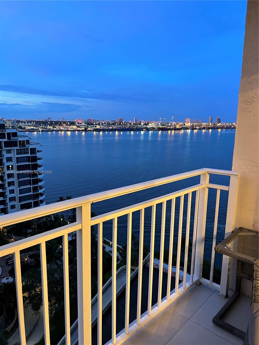 770 Claughton Island Dr 1805, Miami, Florida 33131, 1 Bedroom Bedrooms, ,1 BathroomBathrooms,Residential,For Sale,770 Claughton Island Dr 1805,A11216035