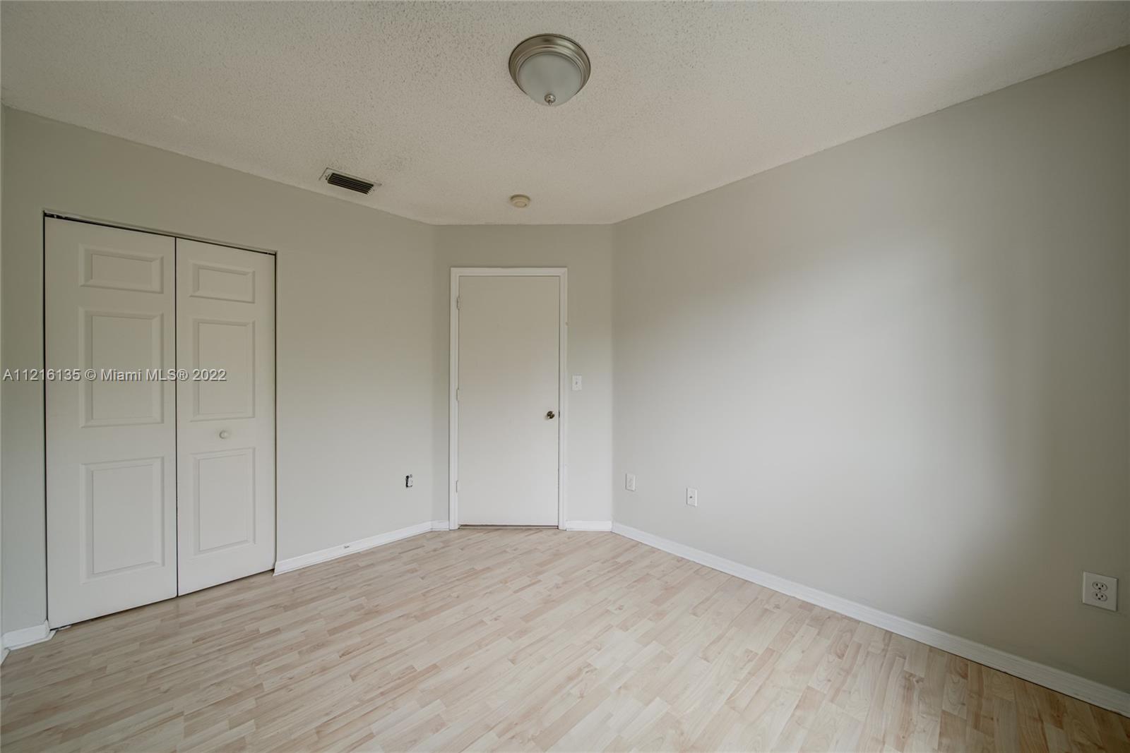 Listing Photo 26