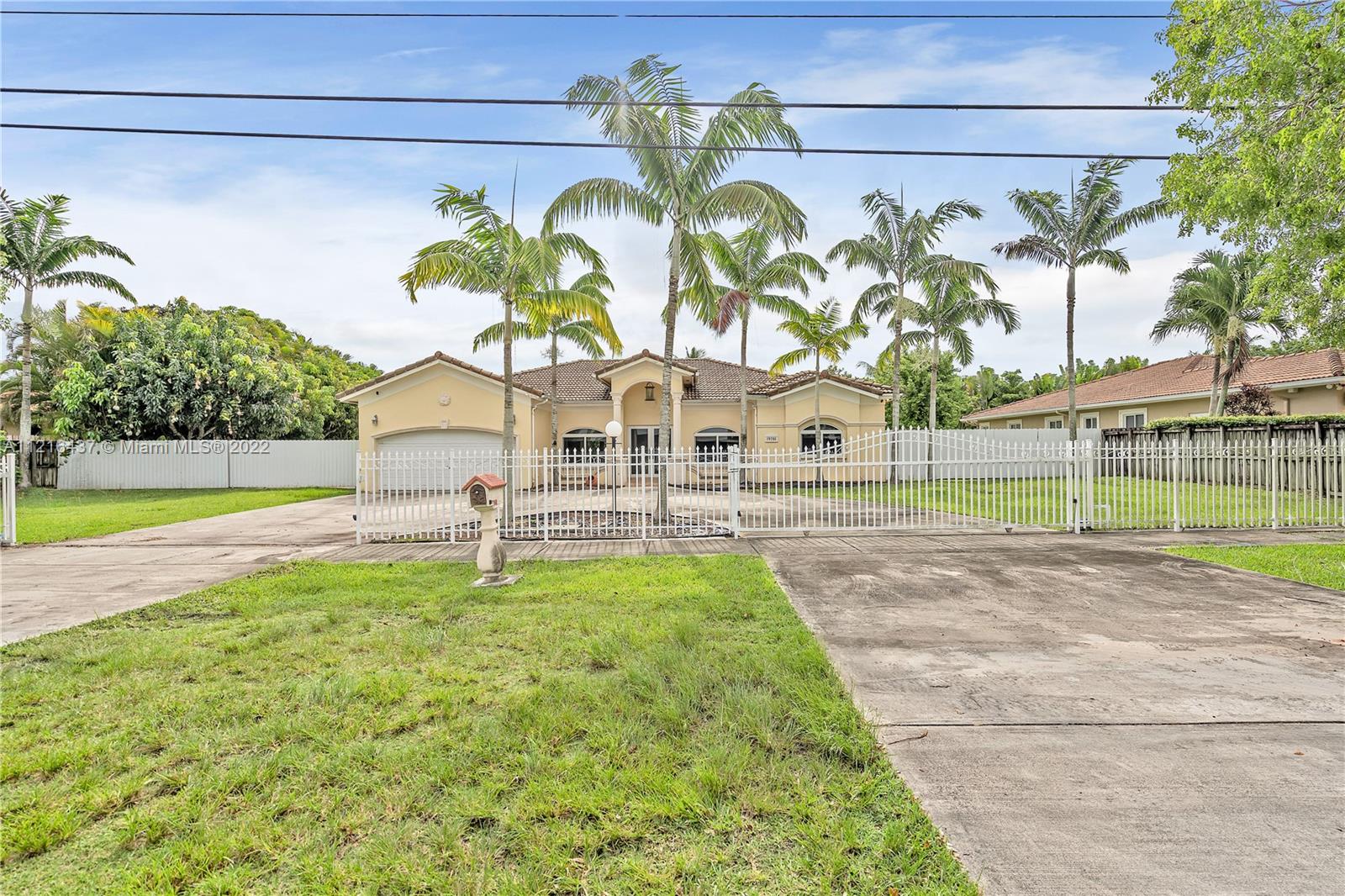 Photo 1 of 19701 137th Ave in Miami - MLS A11216437