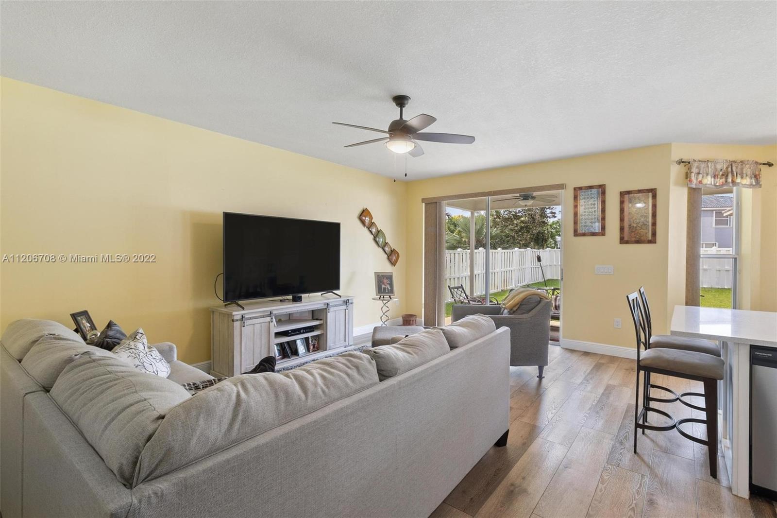Listing Photo 9