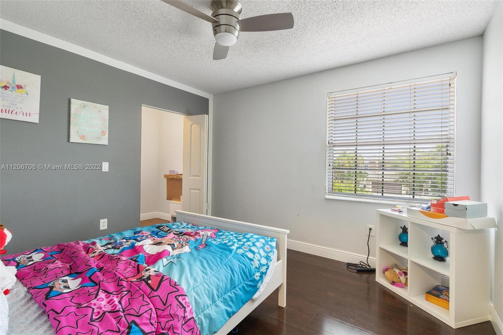 Listing Photo 21