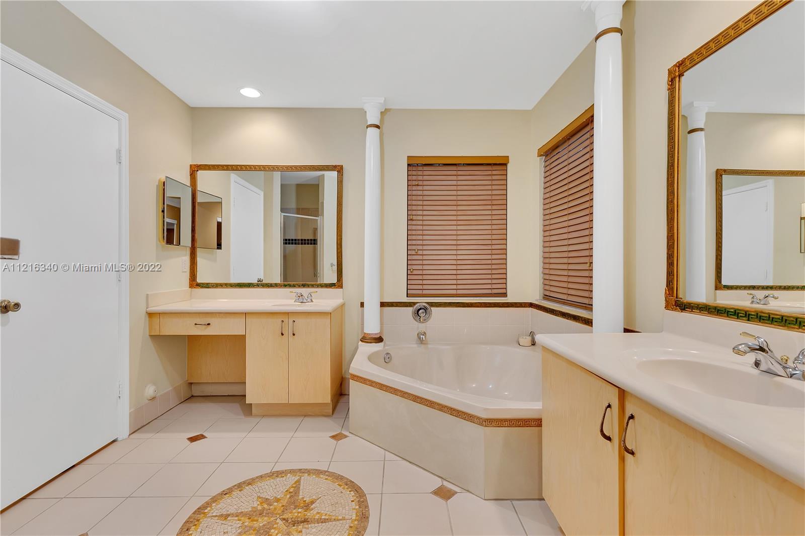 Listing Photo 22