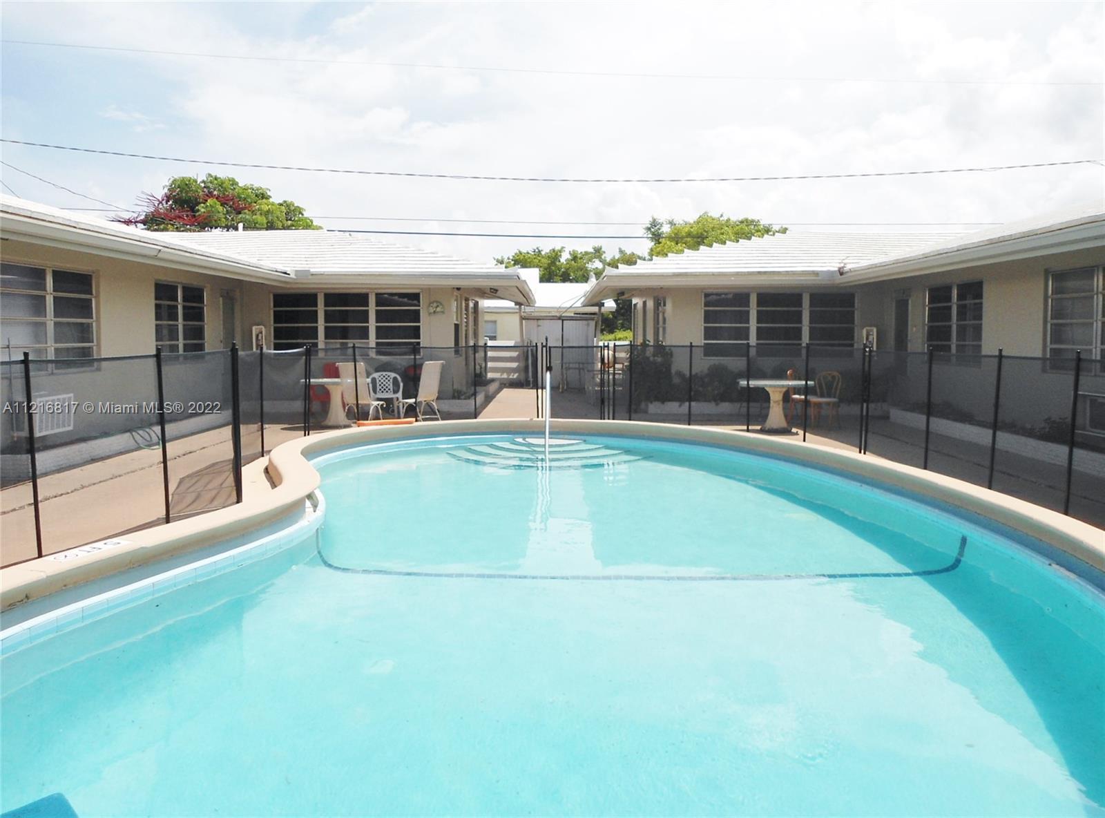 724 NE 6th St 5, Hallandale Beach, Florida 33009, 1 Bedroom Bedrooms, ,1 BathroomBathrooms,Residentiallease,For Rent,724 NE 6th St 5,A11216817