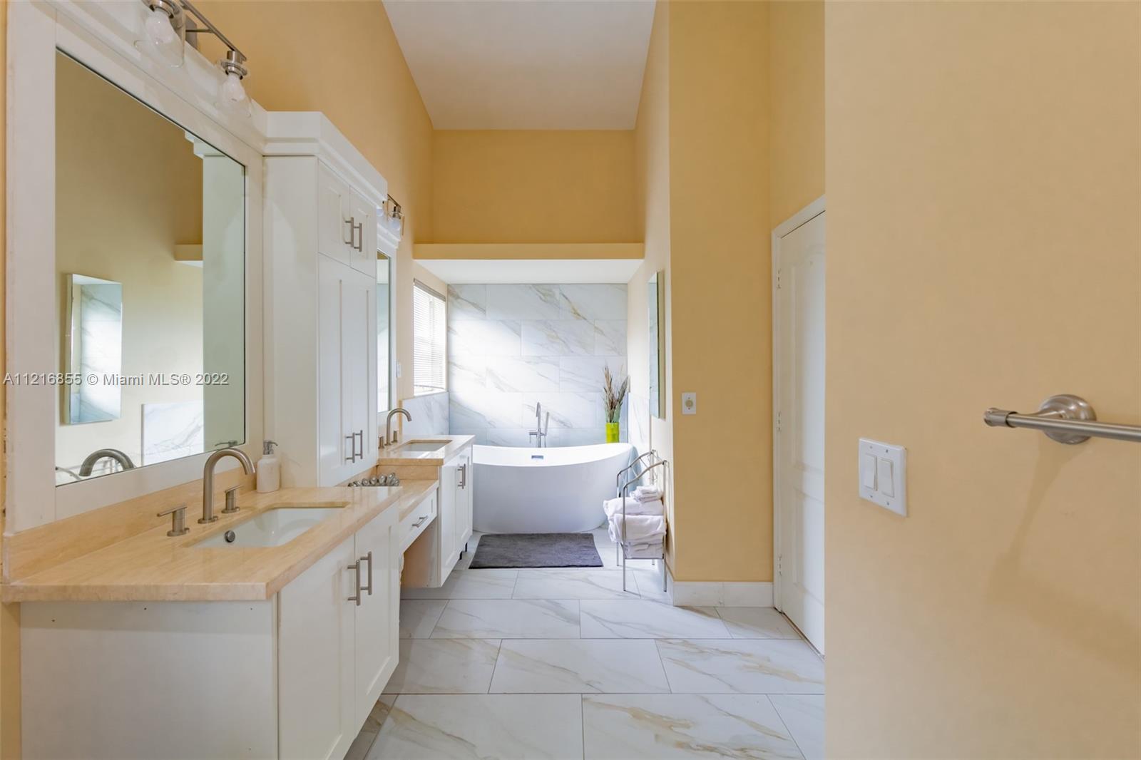 Listing Photo 21