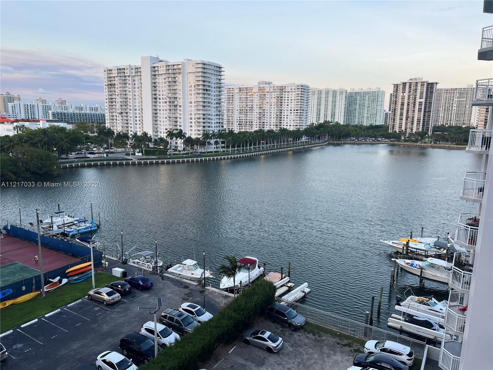 18071 Biscayne Blvd 802, Aventura, Florida 33160, 2 Bedrooms Bedrooms, ,1 BathroomBathrooms,Residential,For Sale,18071 Biscayne Blvd 802,A11217033