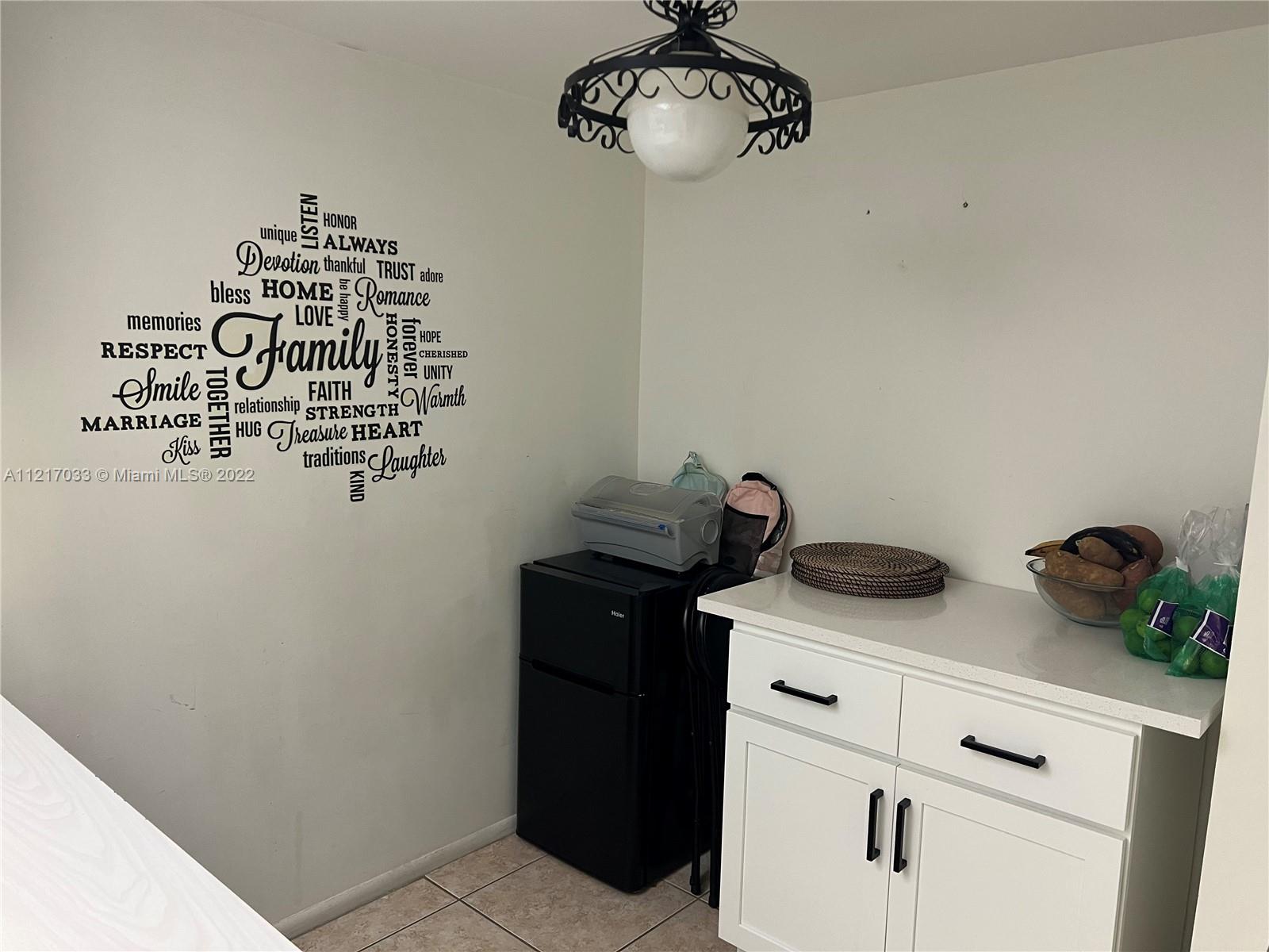 18071 Biscayne Blvd 802, Aventura, Florida 33160, 2 Bedrooms Bedrooms, ,1 BathroomBathrooms,Residential,For Sale,18071 Biscayne Blvd 802,A11217033