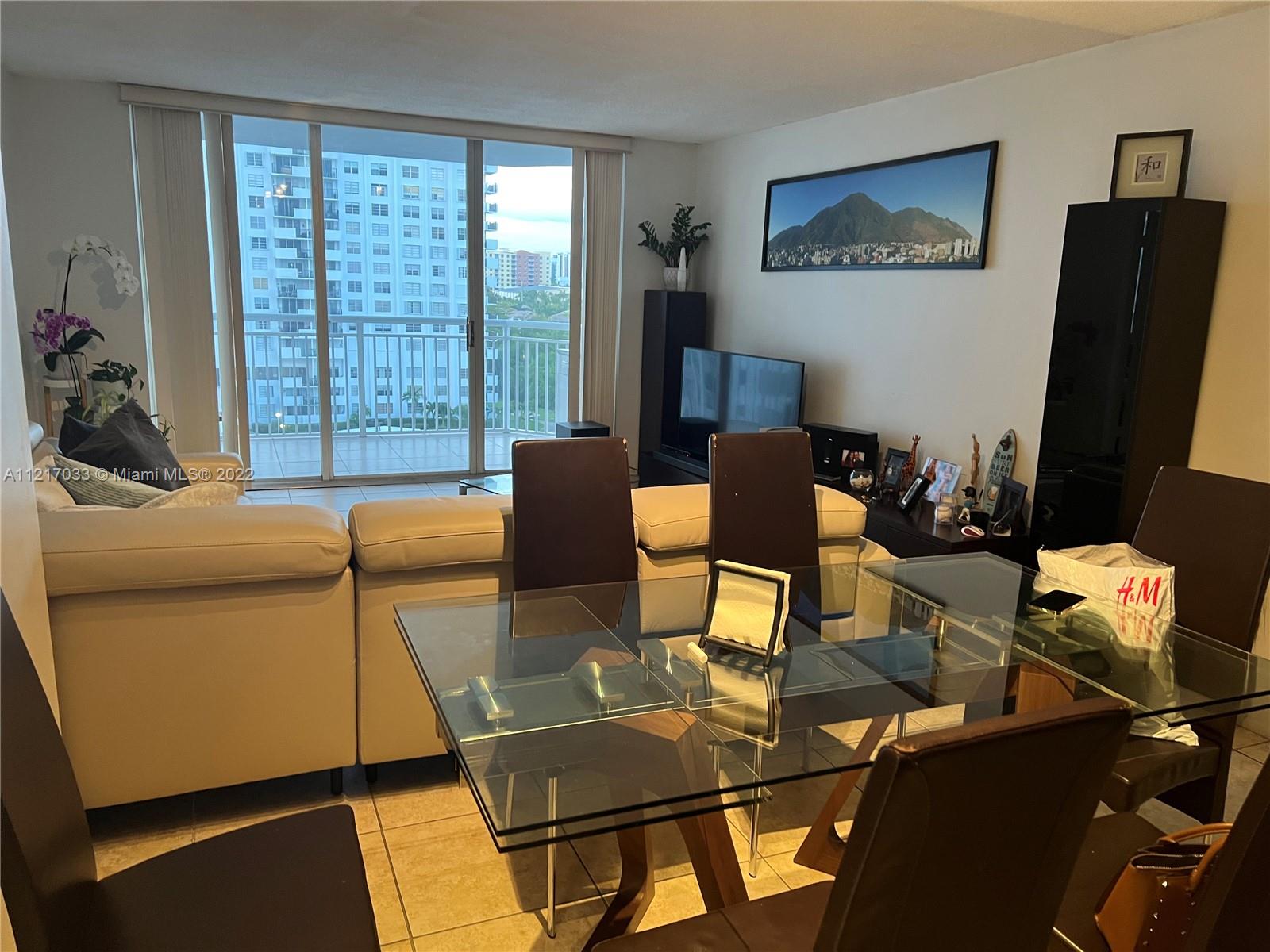 18071 Biscayne Blvd 802, Aventura, Florida 33160, 2 Bedrooms Bedrooms, ,1 BathroomBathrooms,Residential,For Sale,18071 Biscayne Blvd 802,A11217033