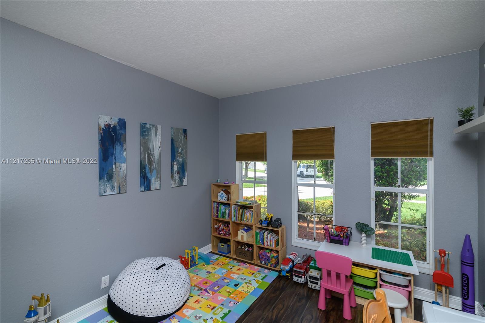 Listing Photo 18