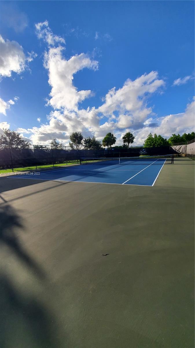 Community Tennis court for residents of The Preserve at Bay Hill Estates