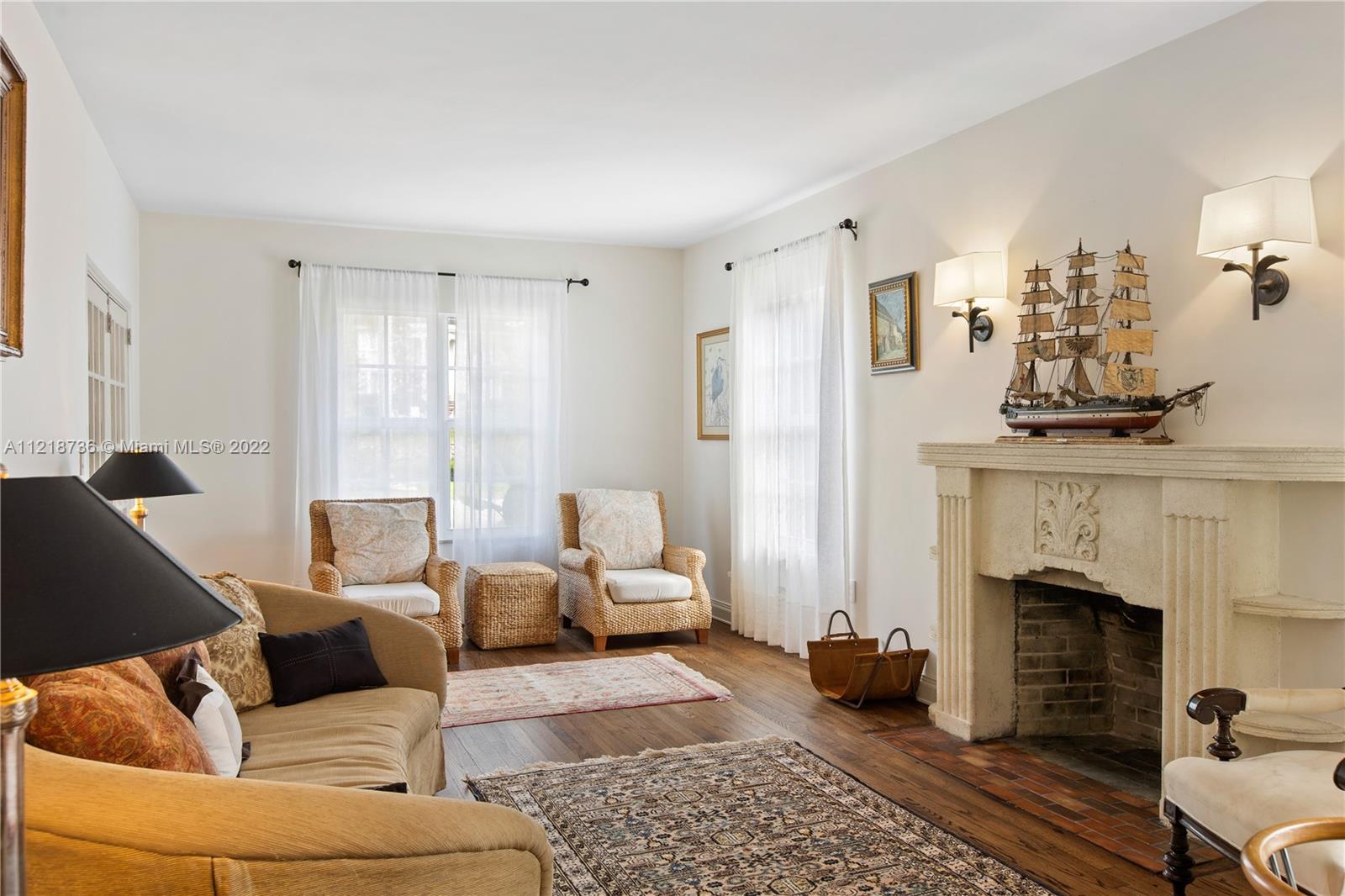 Listing Photo 11
