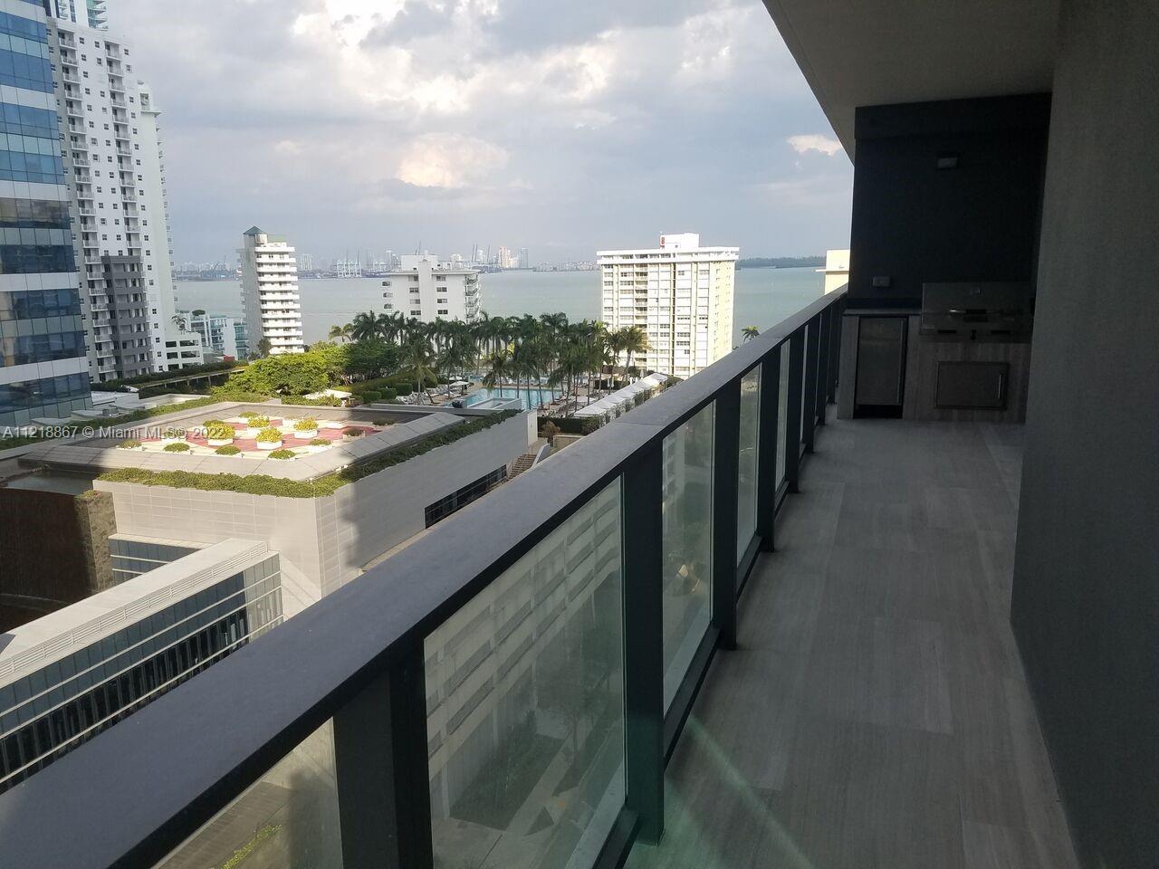 Echo Brickell #18