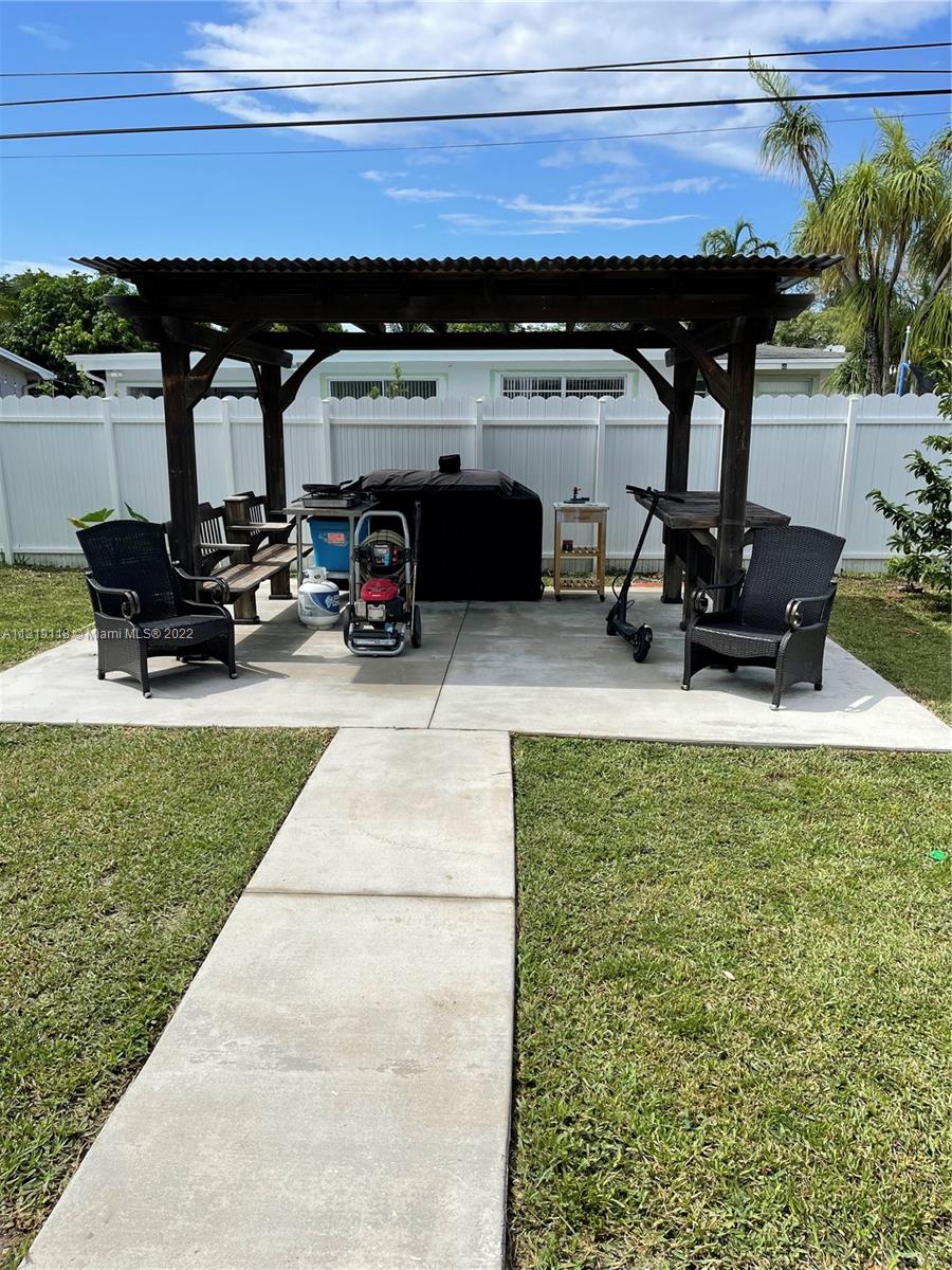 Listing Photo 19