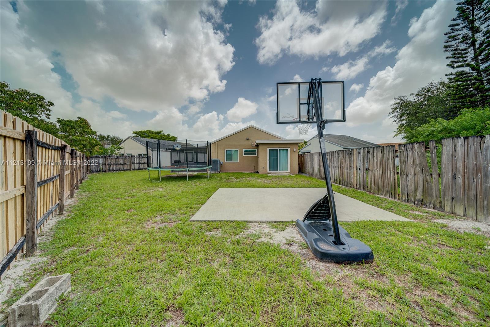 Listing Photo 32