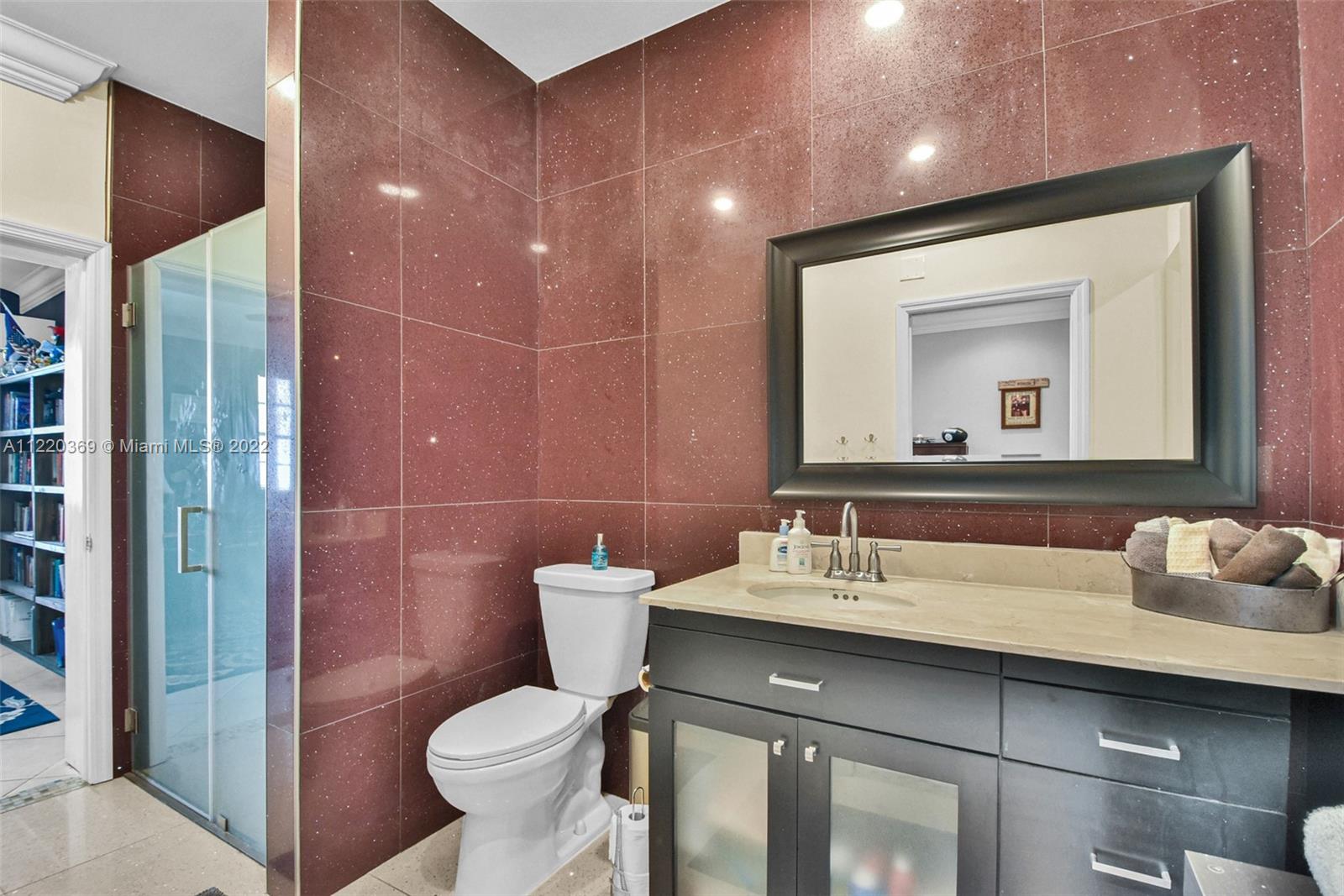 Listing Photo 25